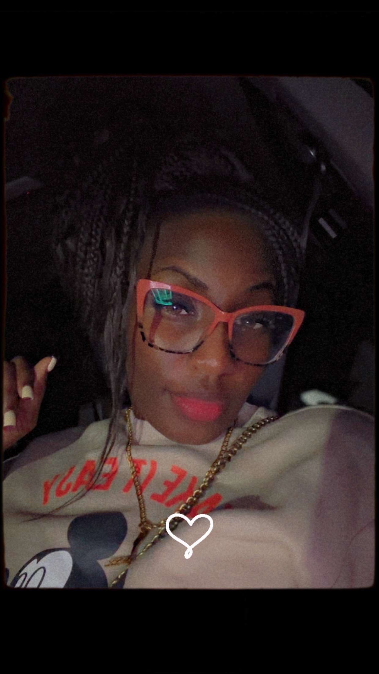 @Ebony Nicole 🍒