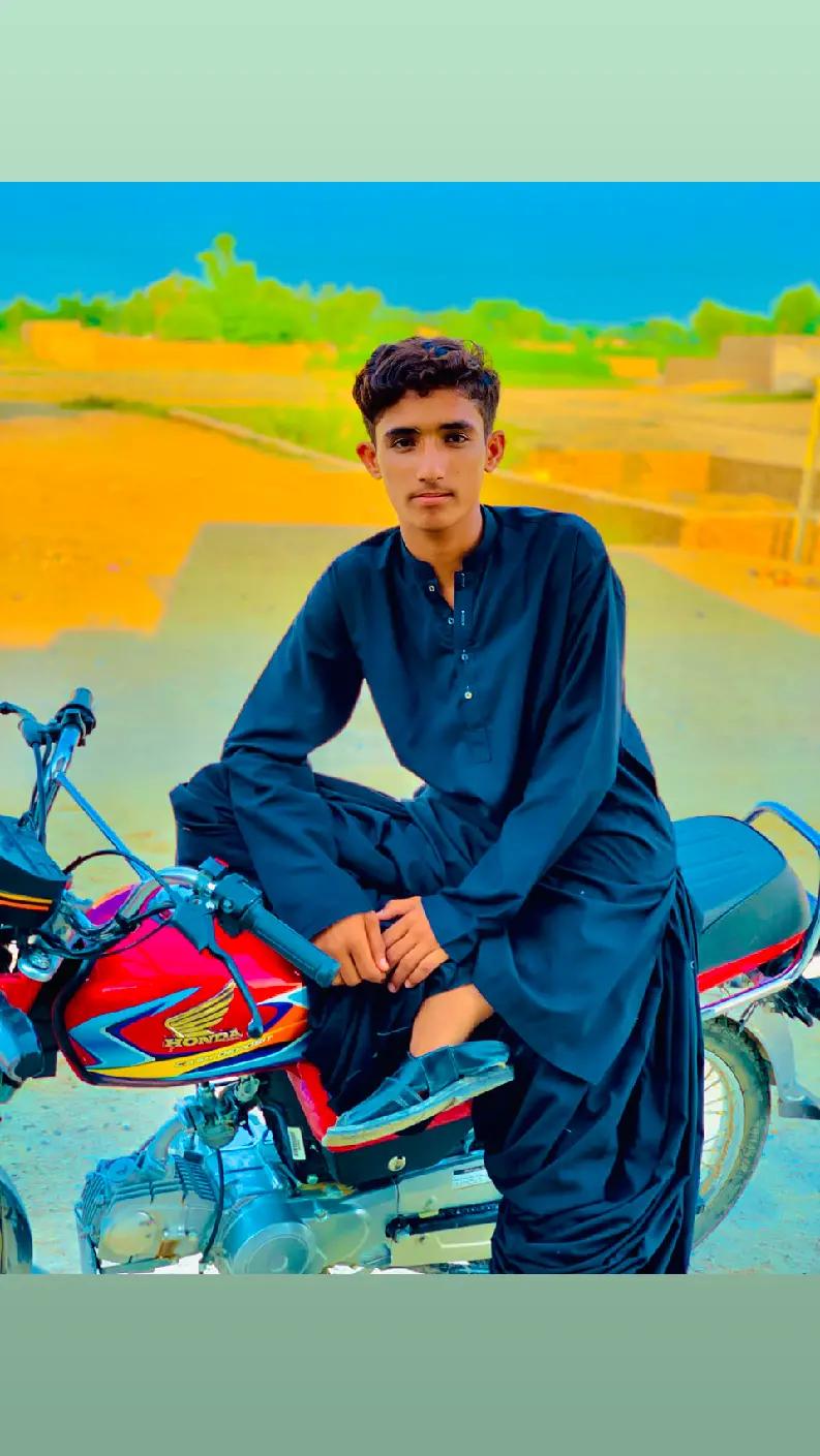 @ایوب لاشاری