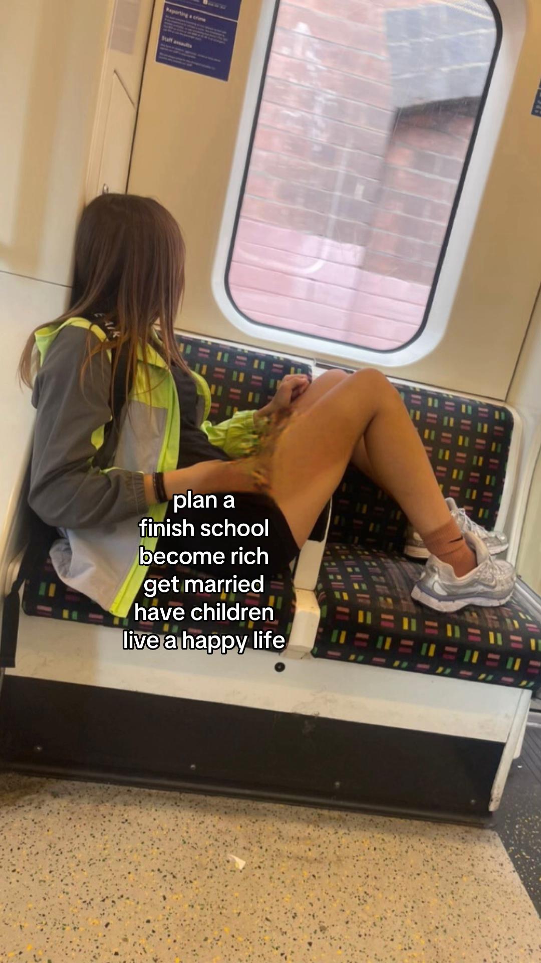 @&lsquo; ⚜️&iacute;źzŷ👸🏽 ,