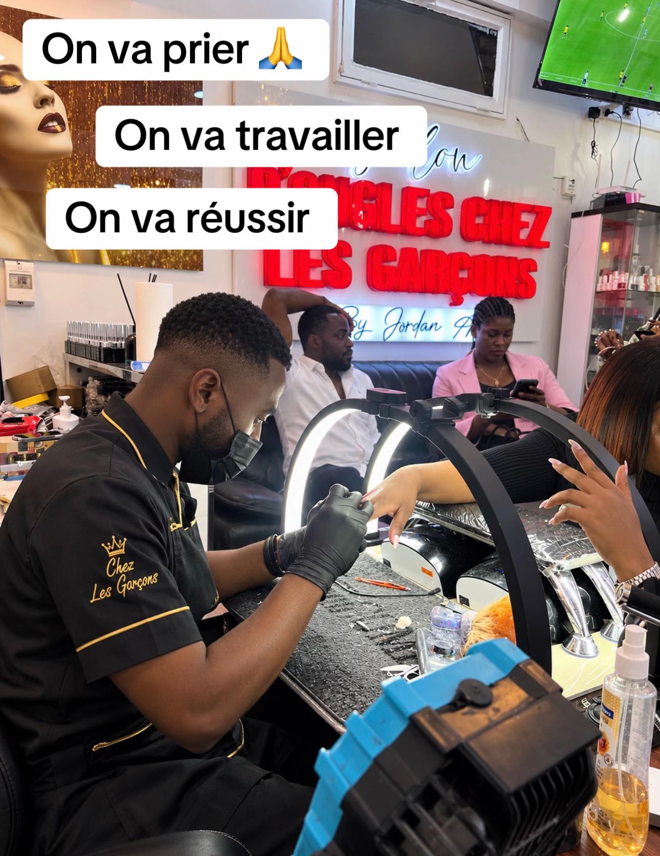 @Salon D’ongle Chez Les Garçons