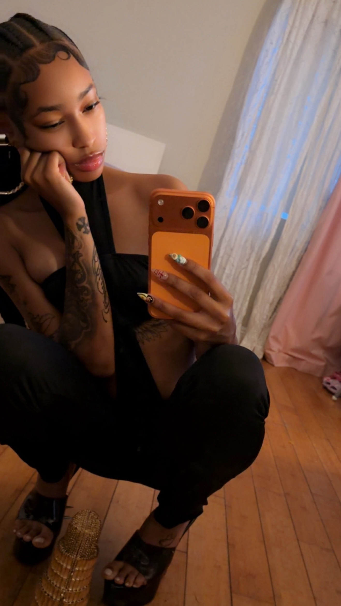 @Lowkeychick