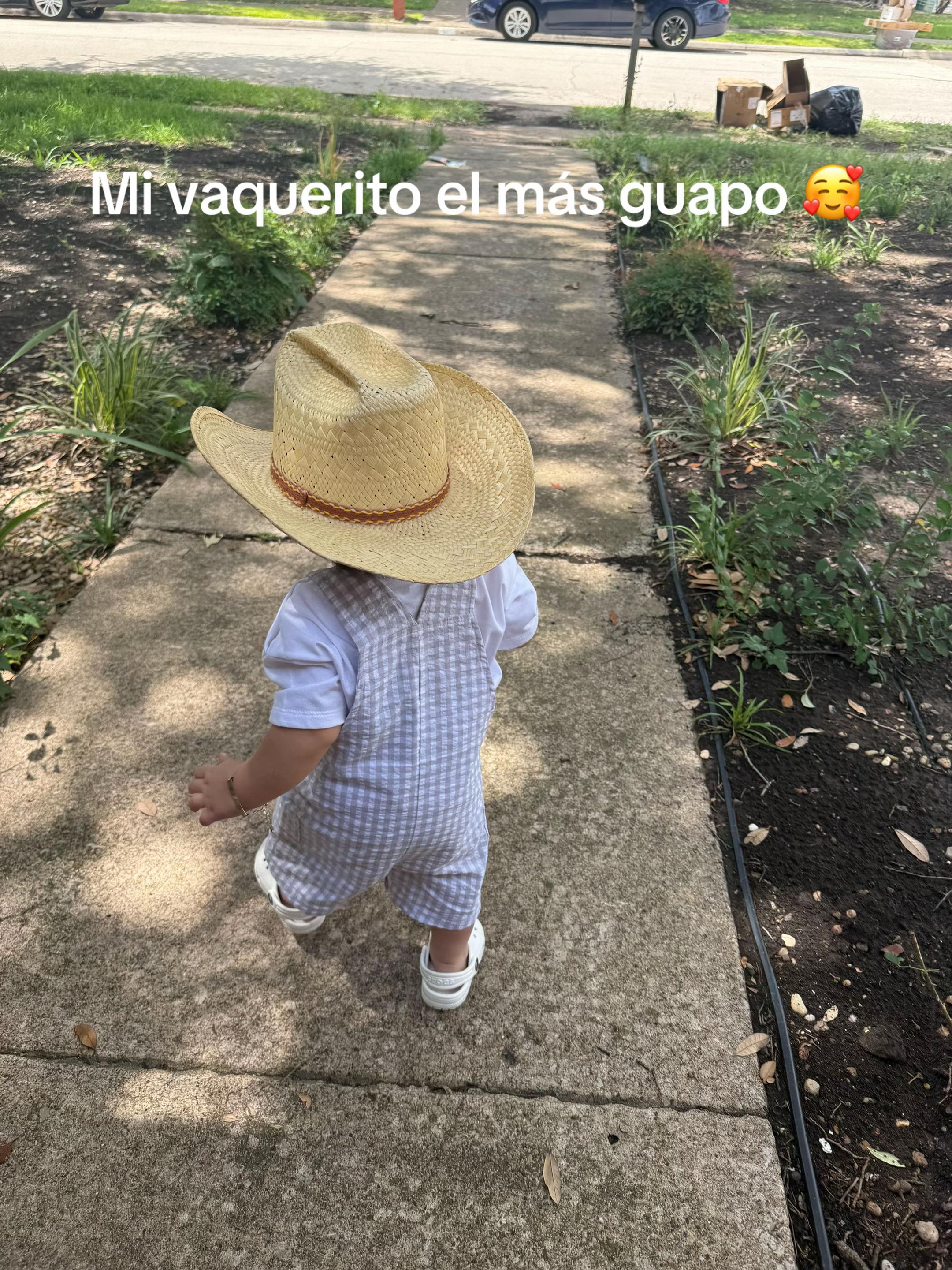 @Álvarez Carolina
