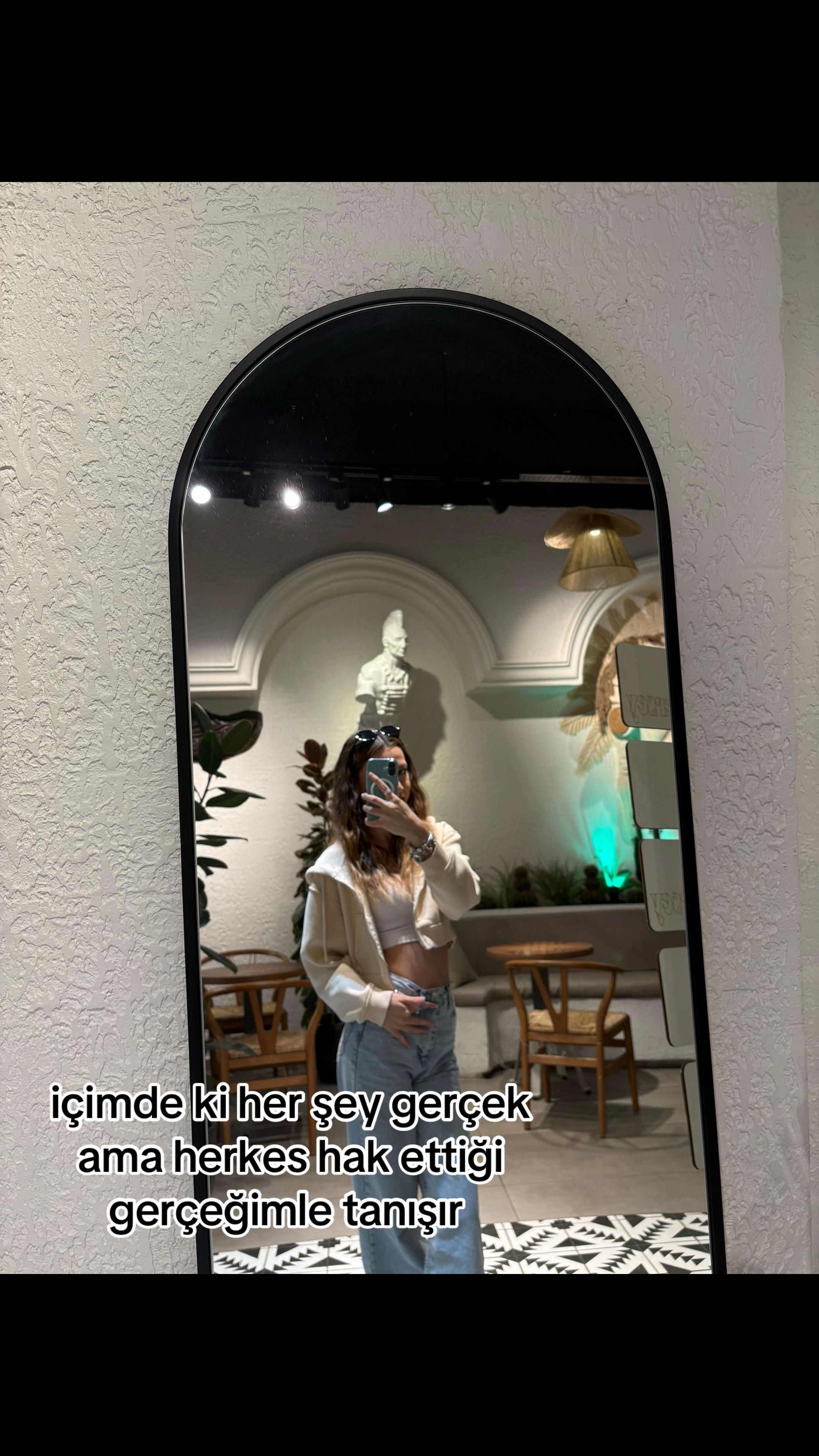 @ℳ𝒾𝓇𝒶𝓎