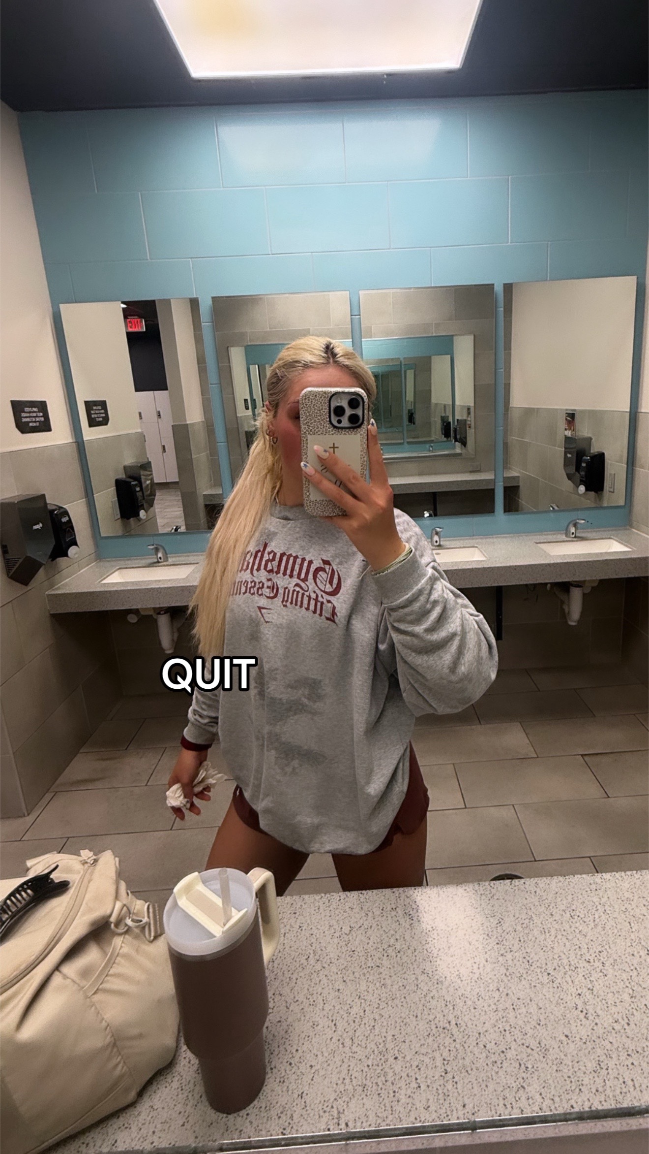 @kirstenhoptak