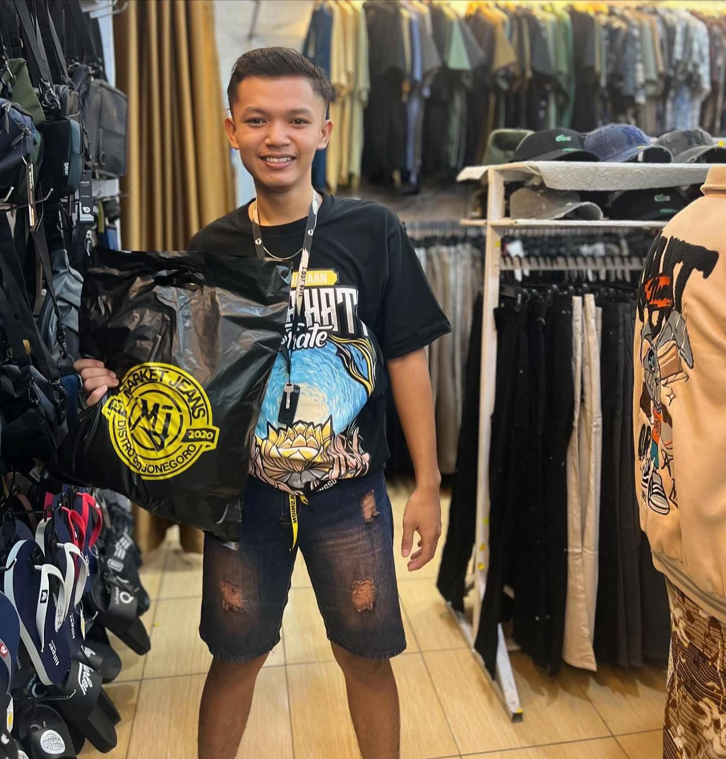 @Market jeans