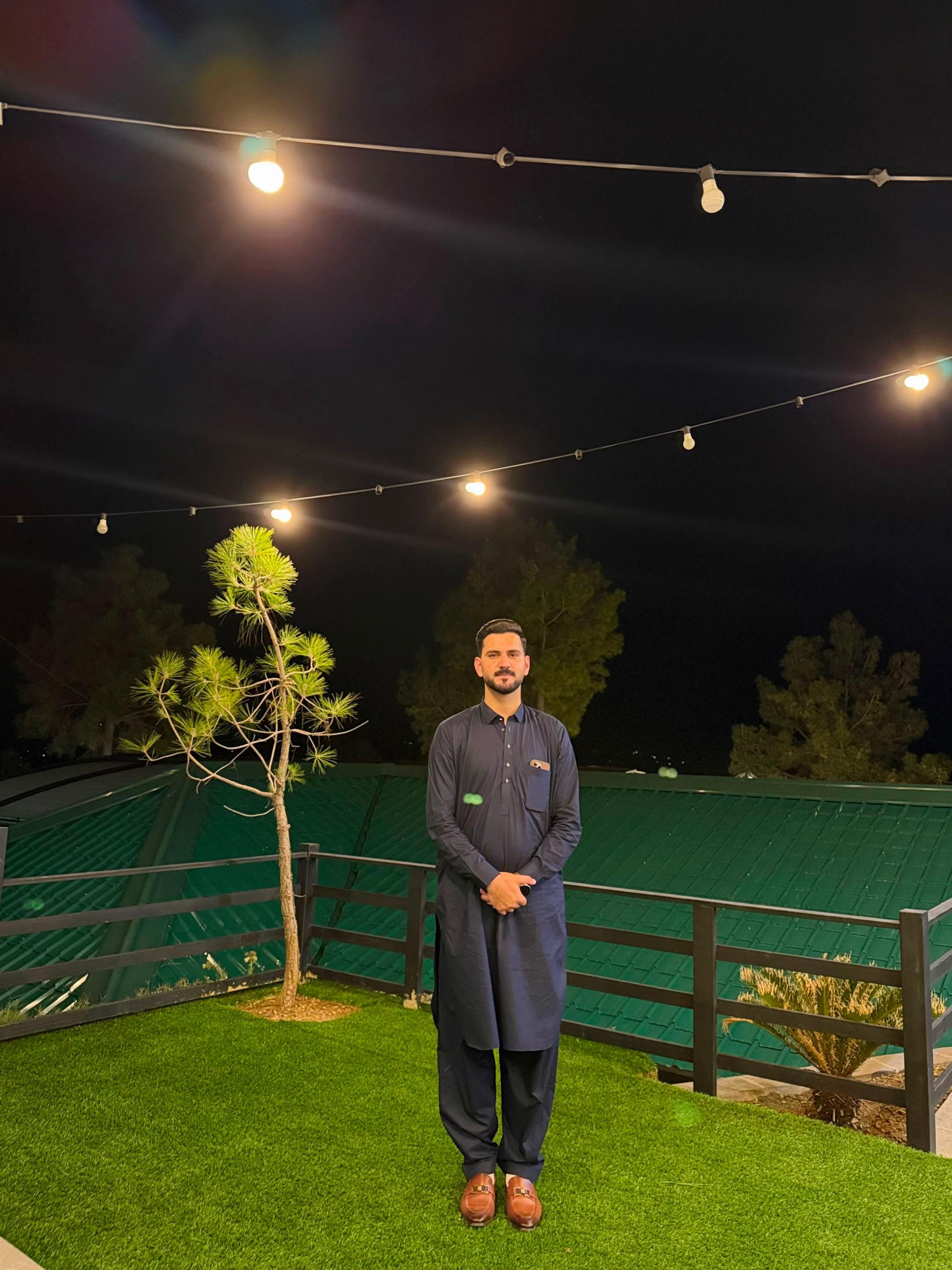 @عمیر خان