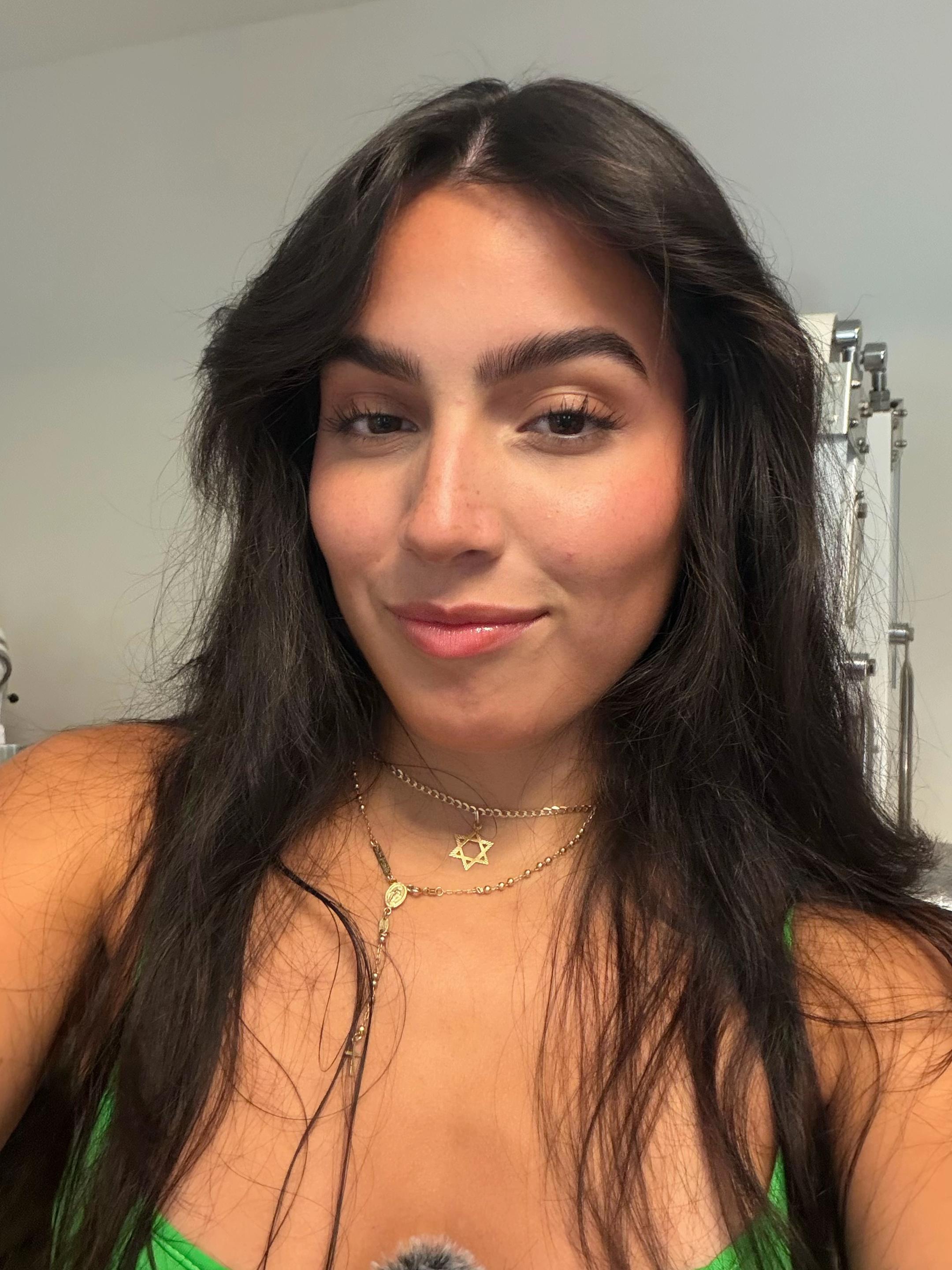 @Pelinegra