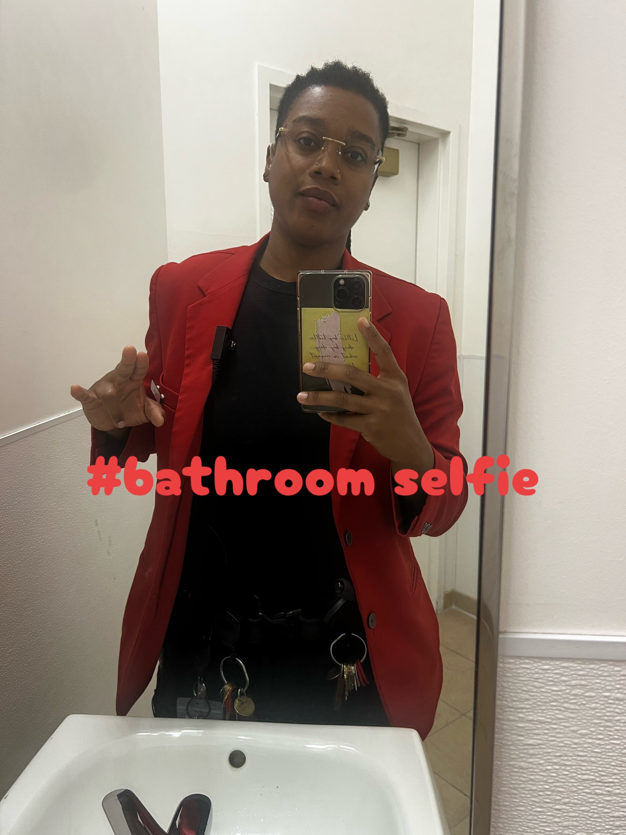 @Empress_Divinitea