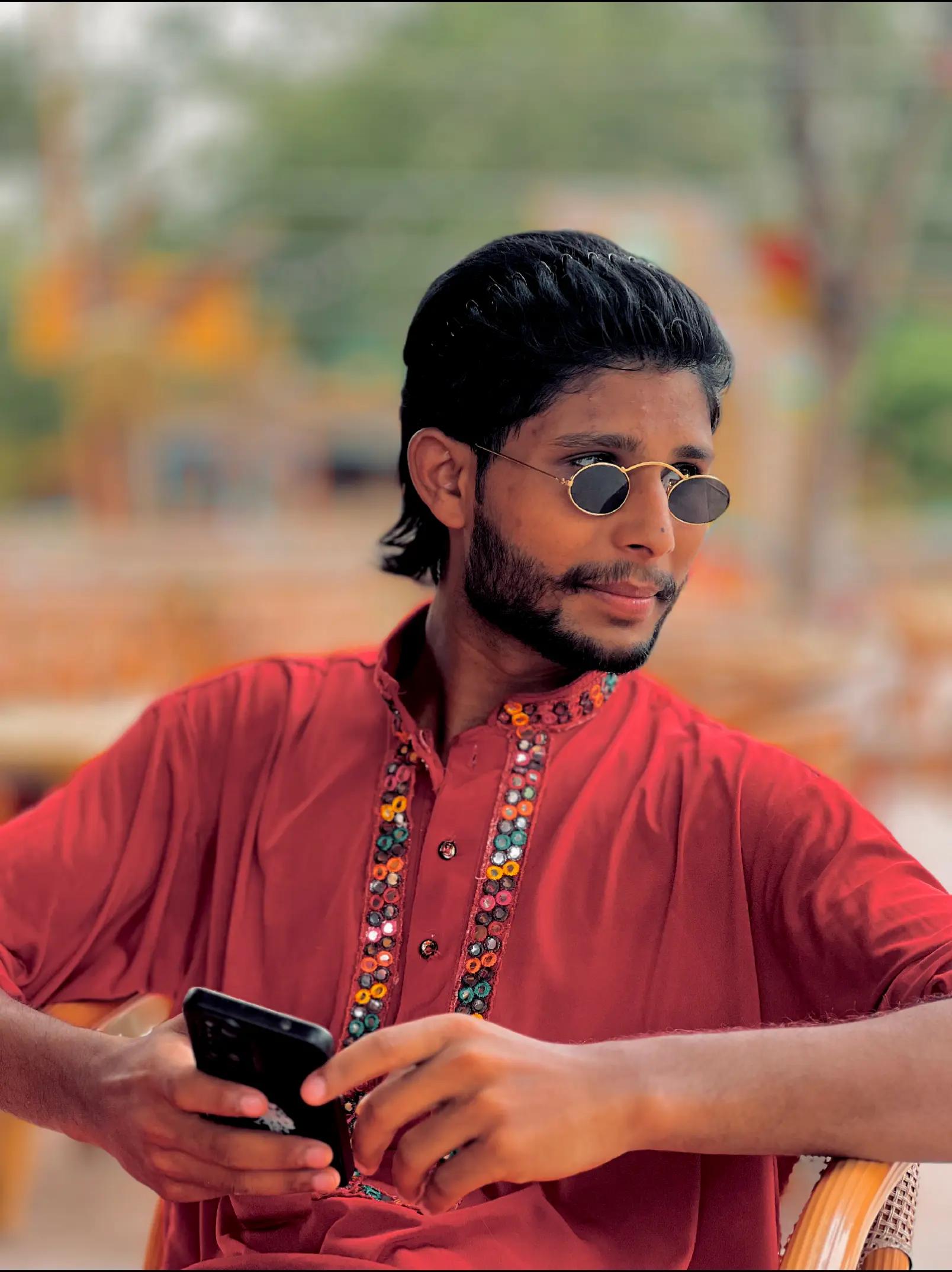 @Pakistani boy