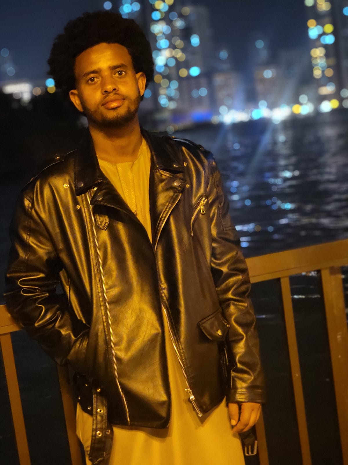 @@𝐢𝐭'𝐬 𝐦𝐞 🇨🇦