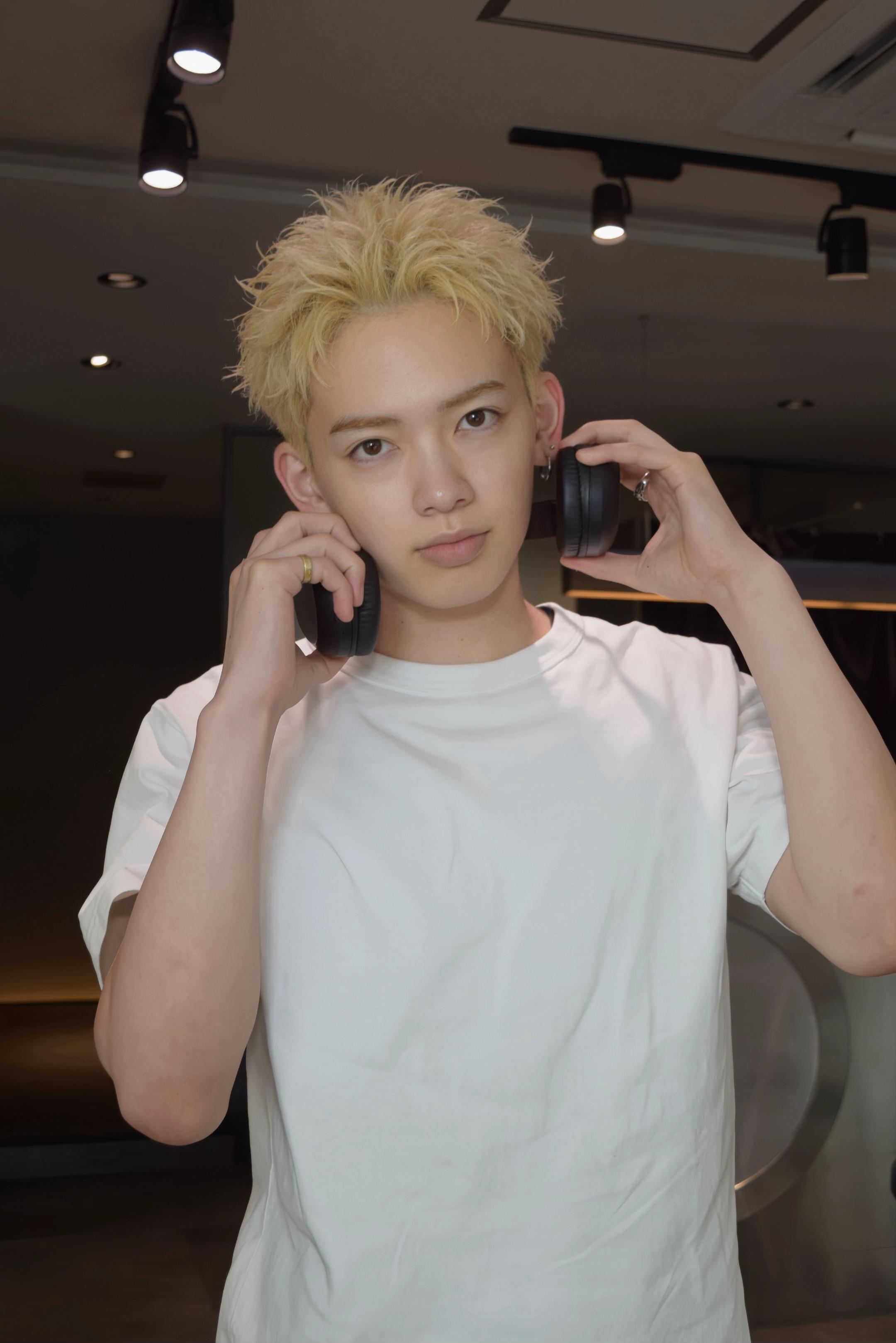 @シュンスケ