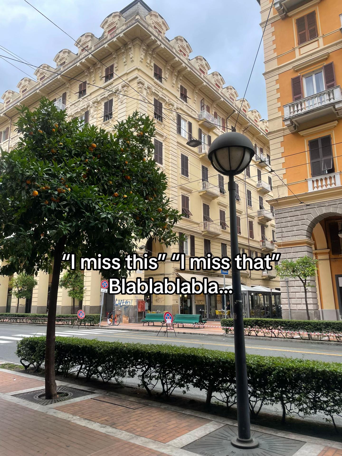 @lin: 𖣂