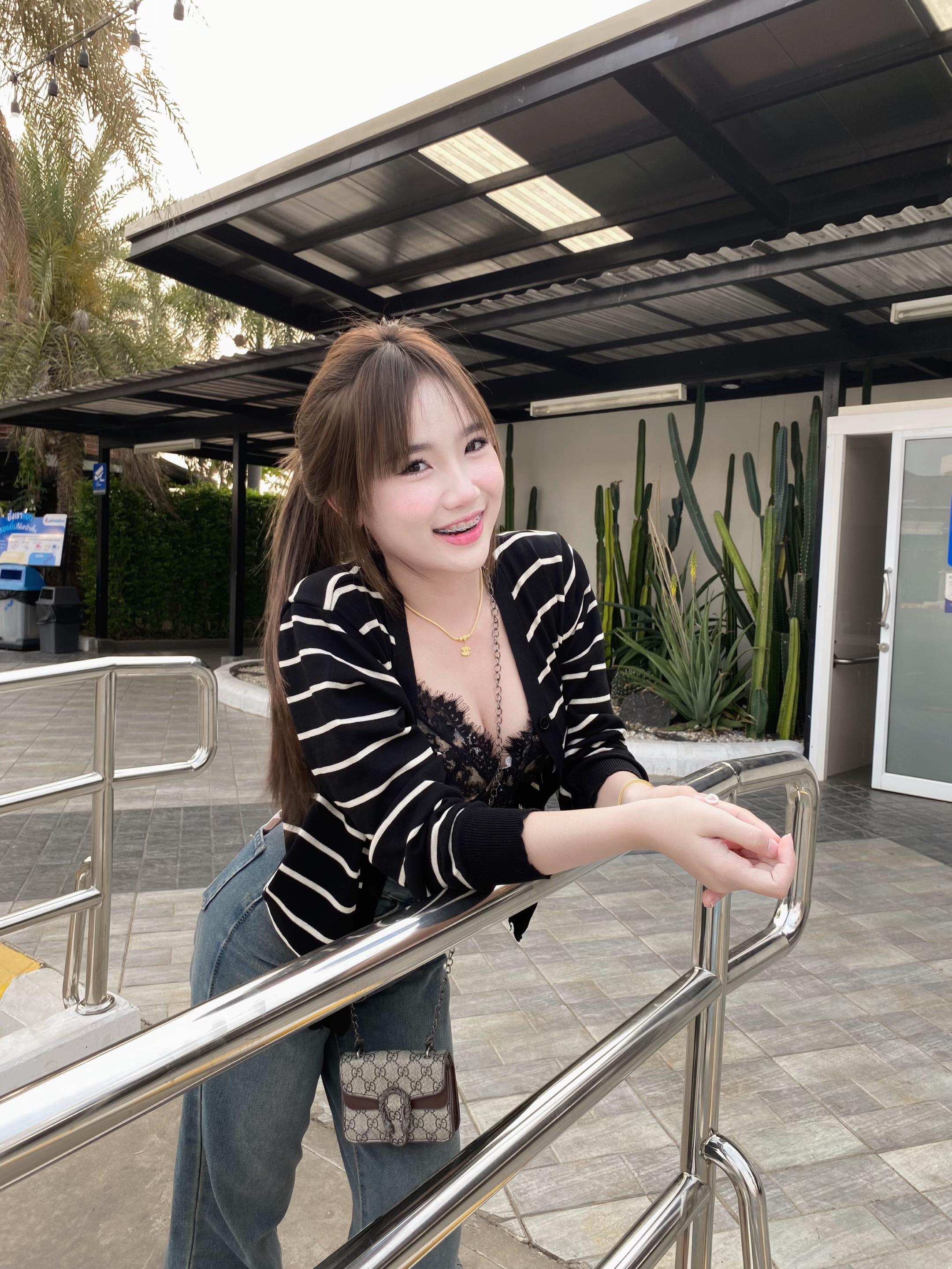 @ทิพย์ ฟี่.