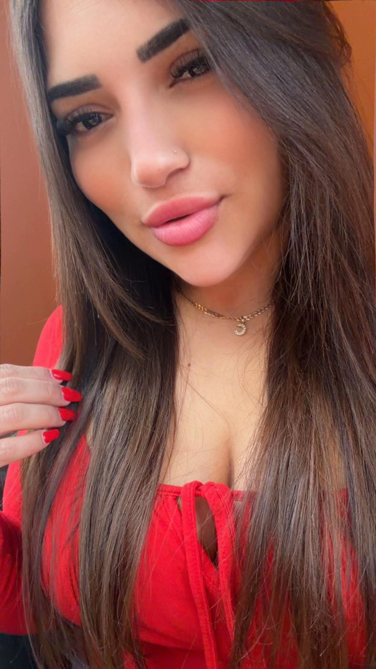 @latina🇧🇷🇬🇧