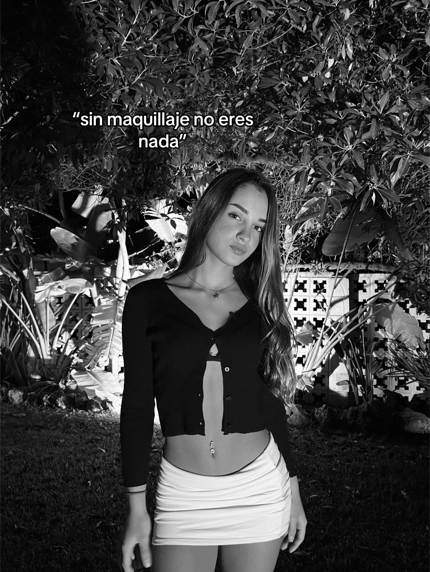 @𝓛𝓪𝓻𝓪𝓲𝓷𝓮