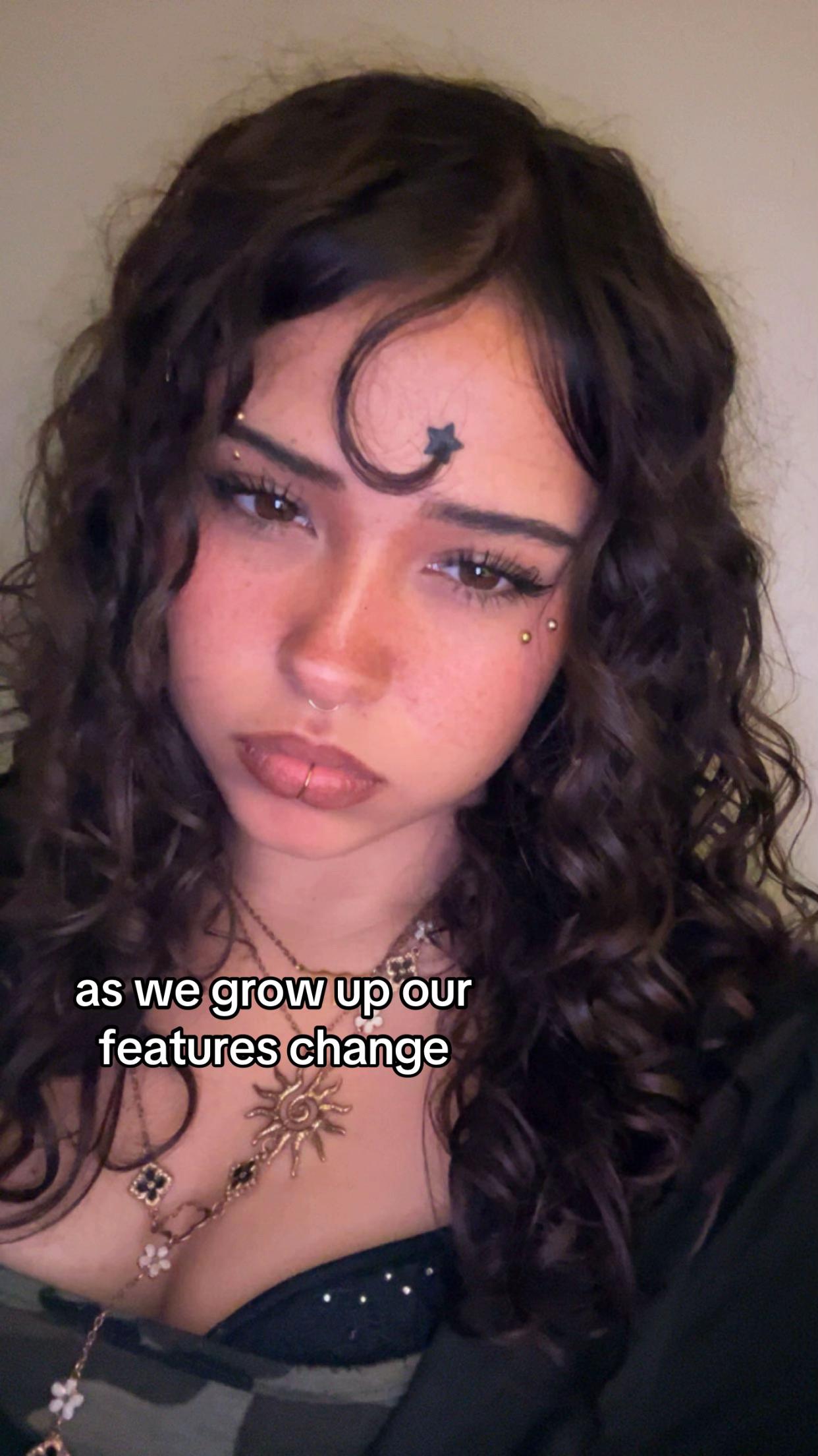 @⚜️