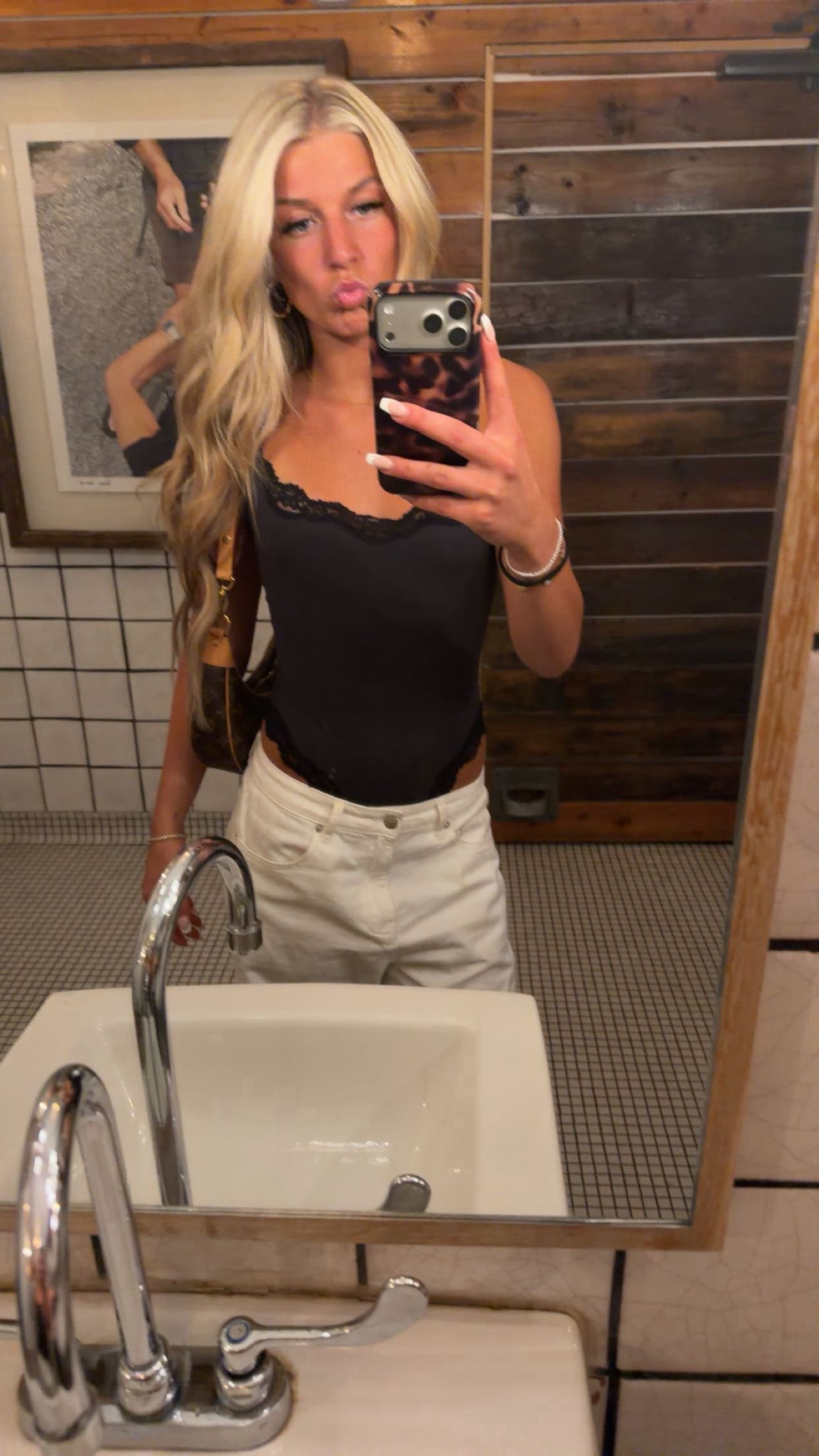 @sarah