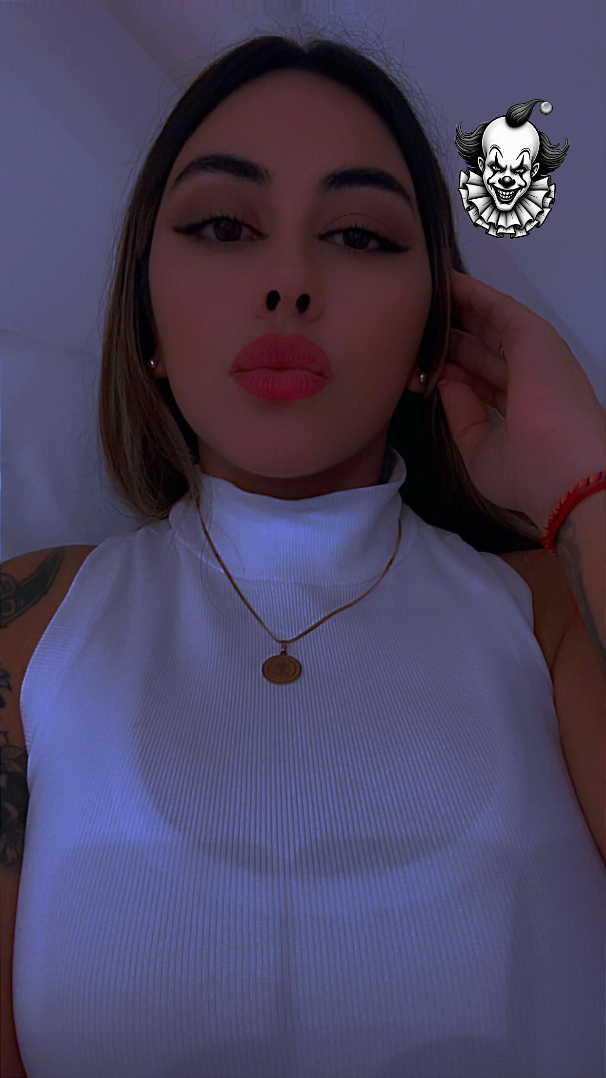 @Colombianita