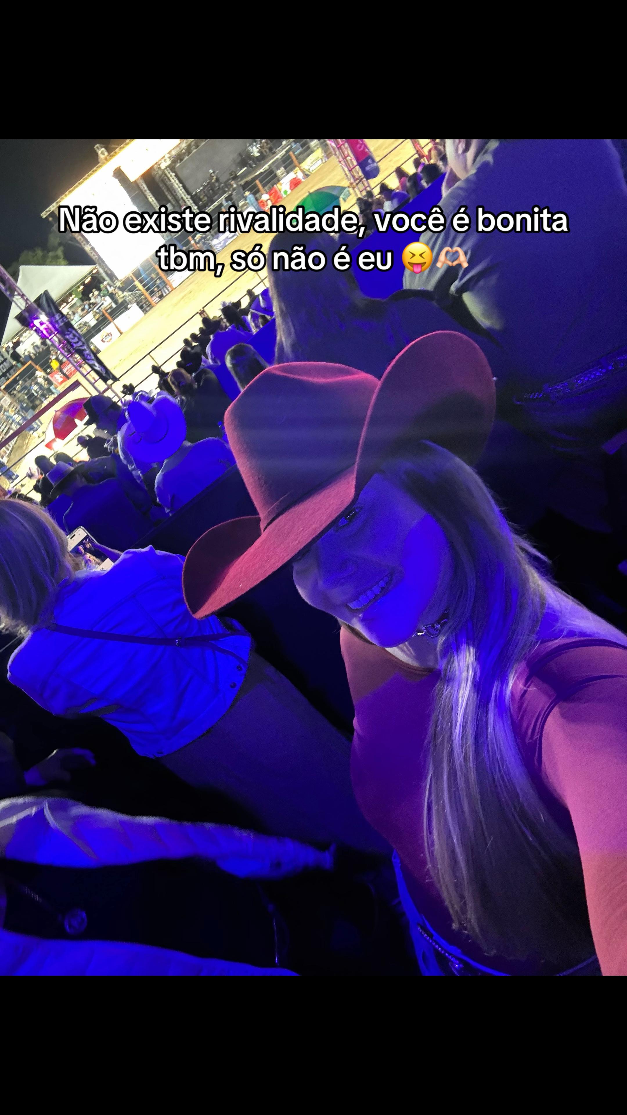 @®️