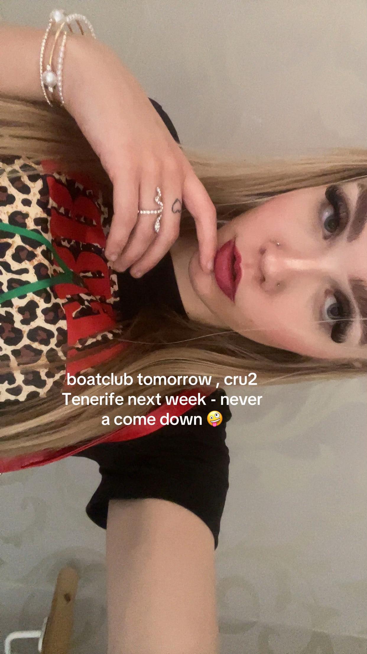 @xosezzyxo