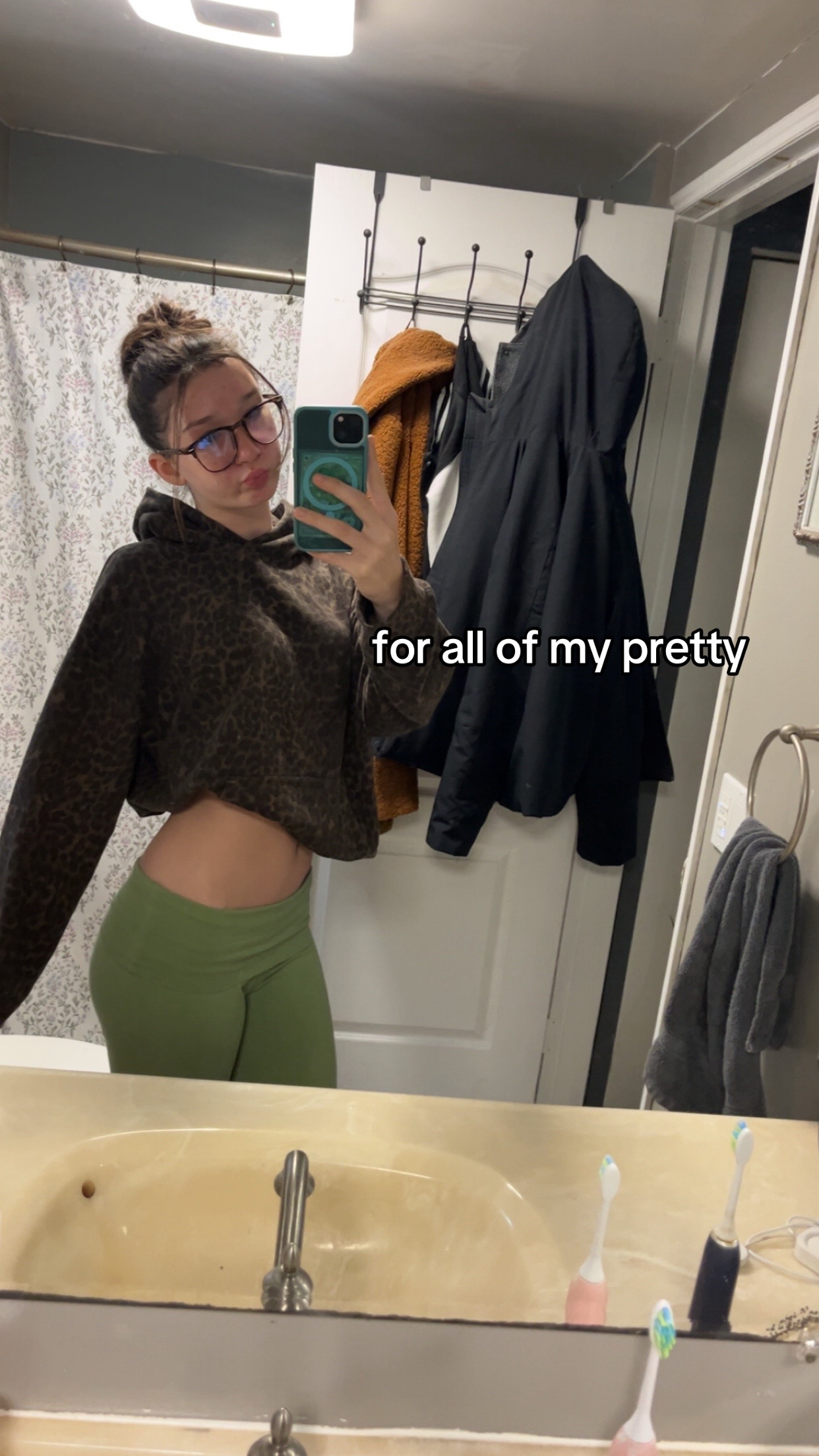@avaryday!