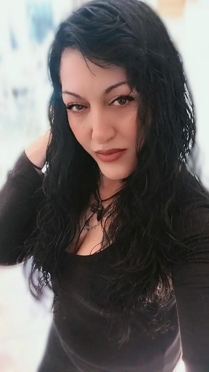 @morenita ✌️💋