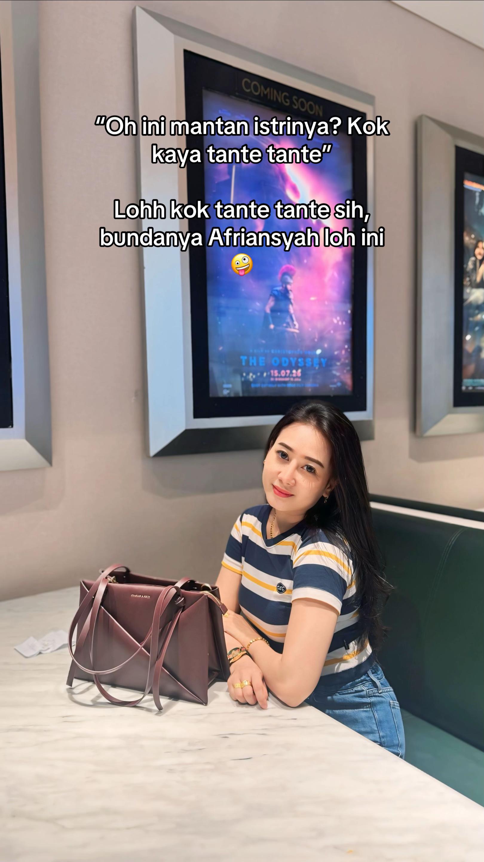 @Libraaa01