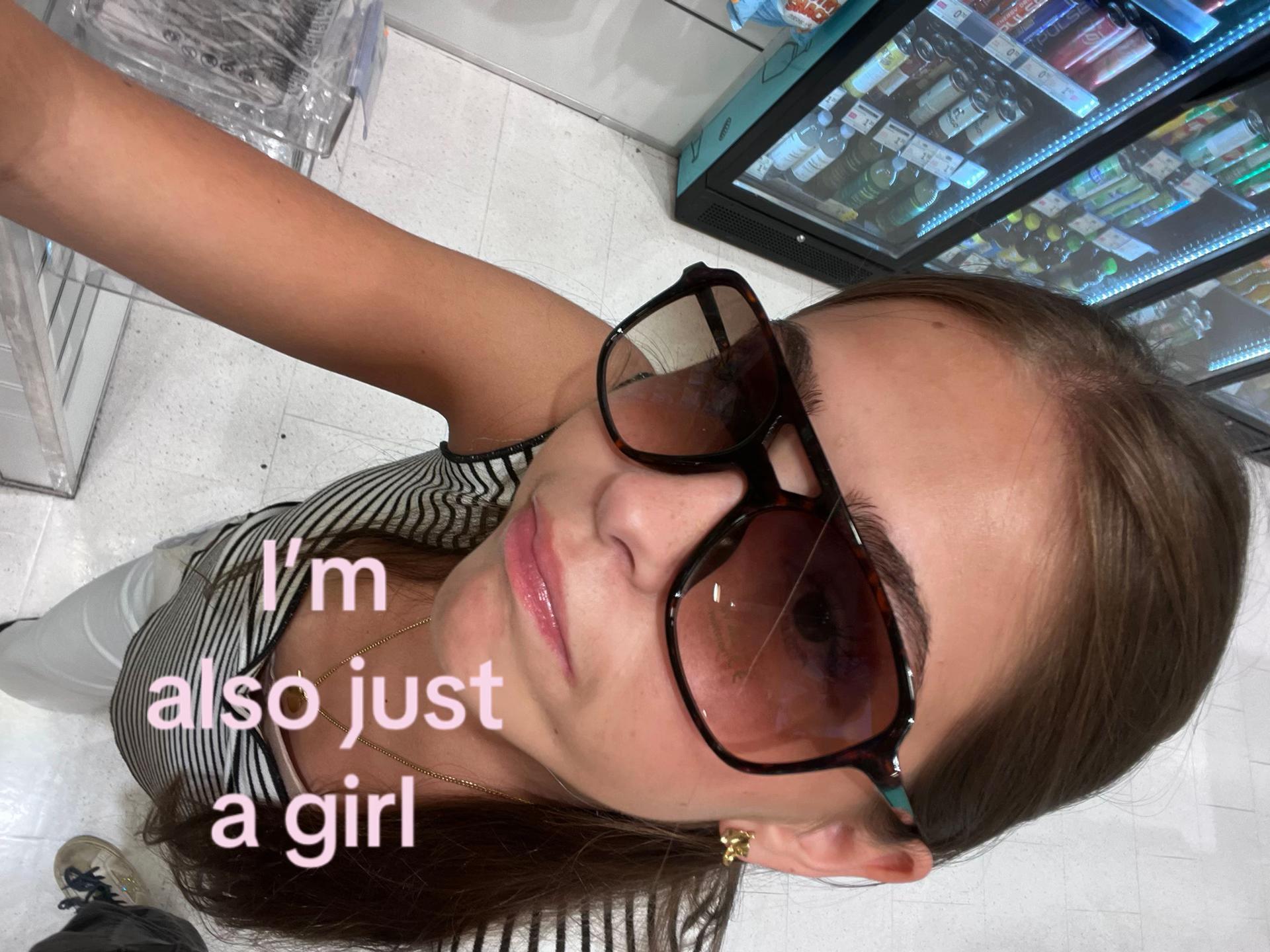 @lucia_leach