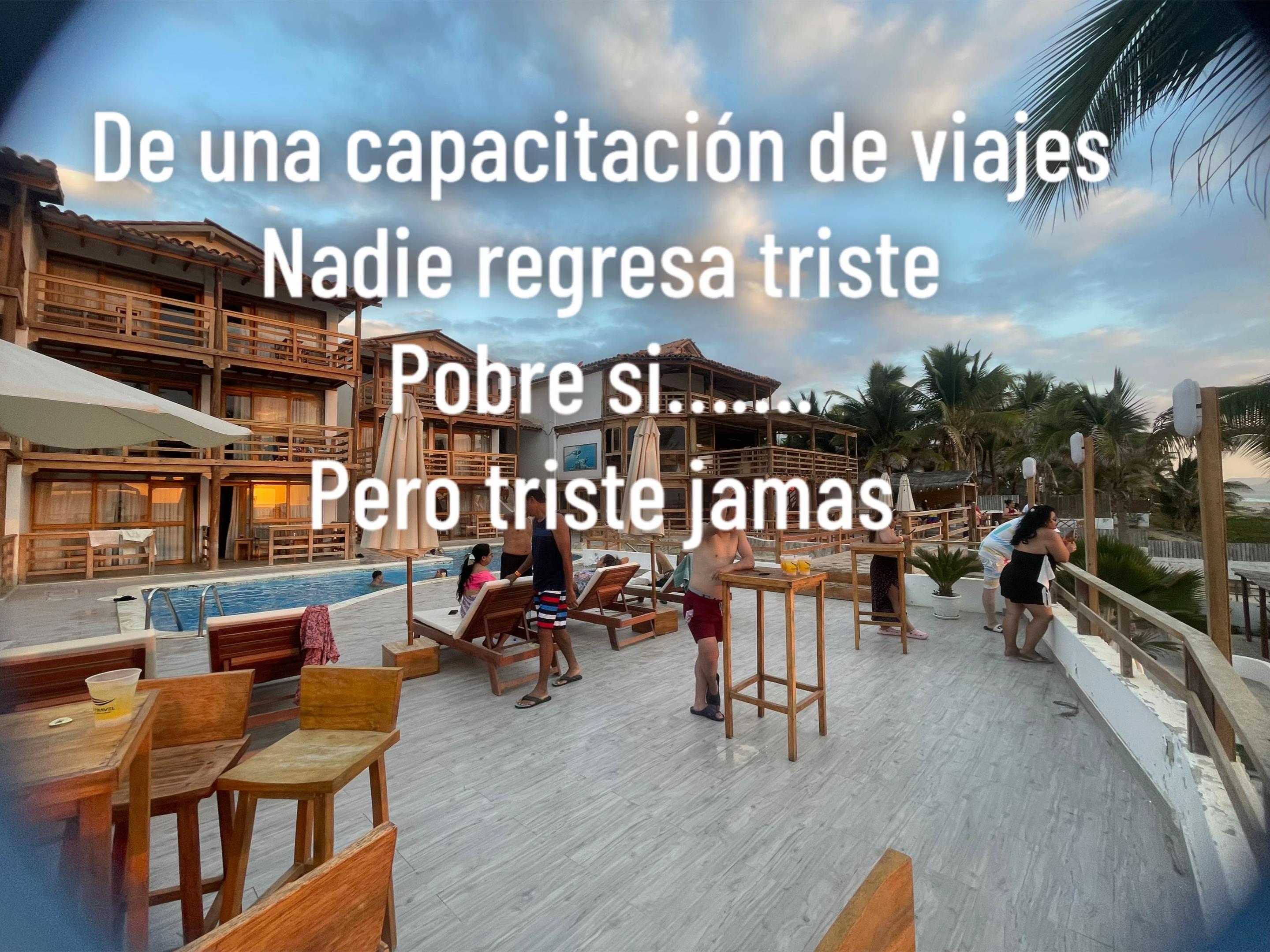 @Romi Torres👄⚓️ |✈Travelina