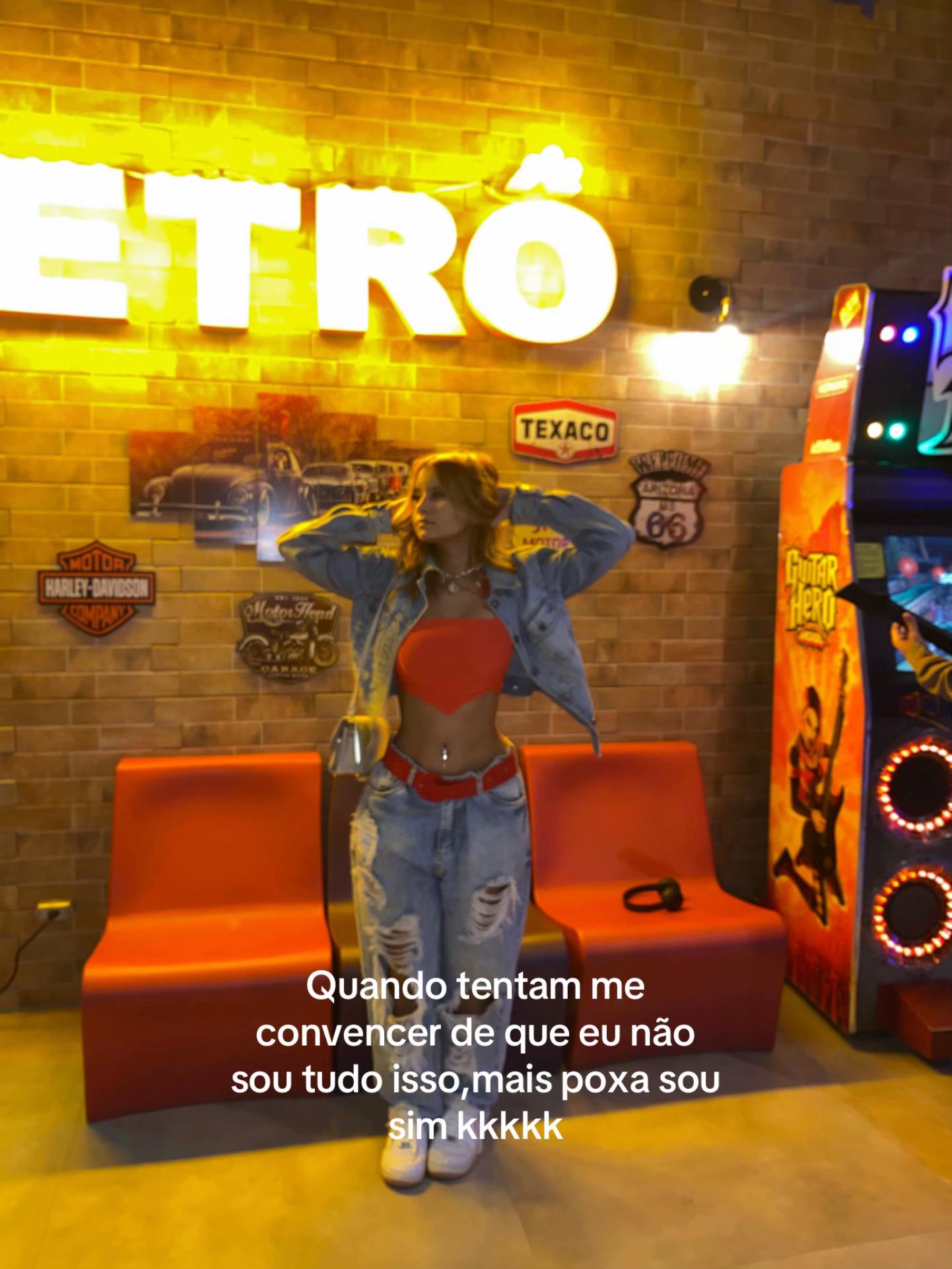 @Cecilia Costa