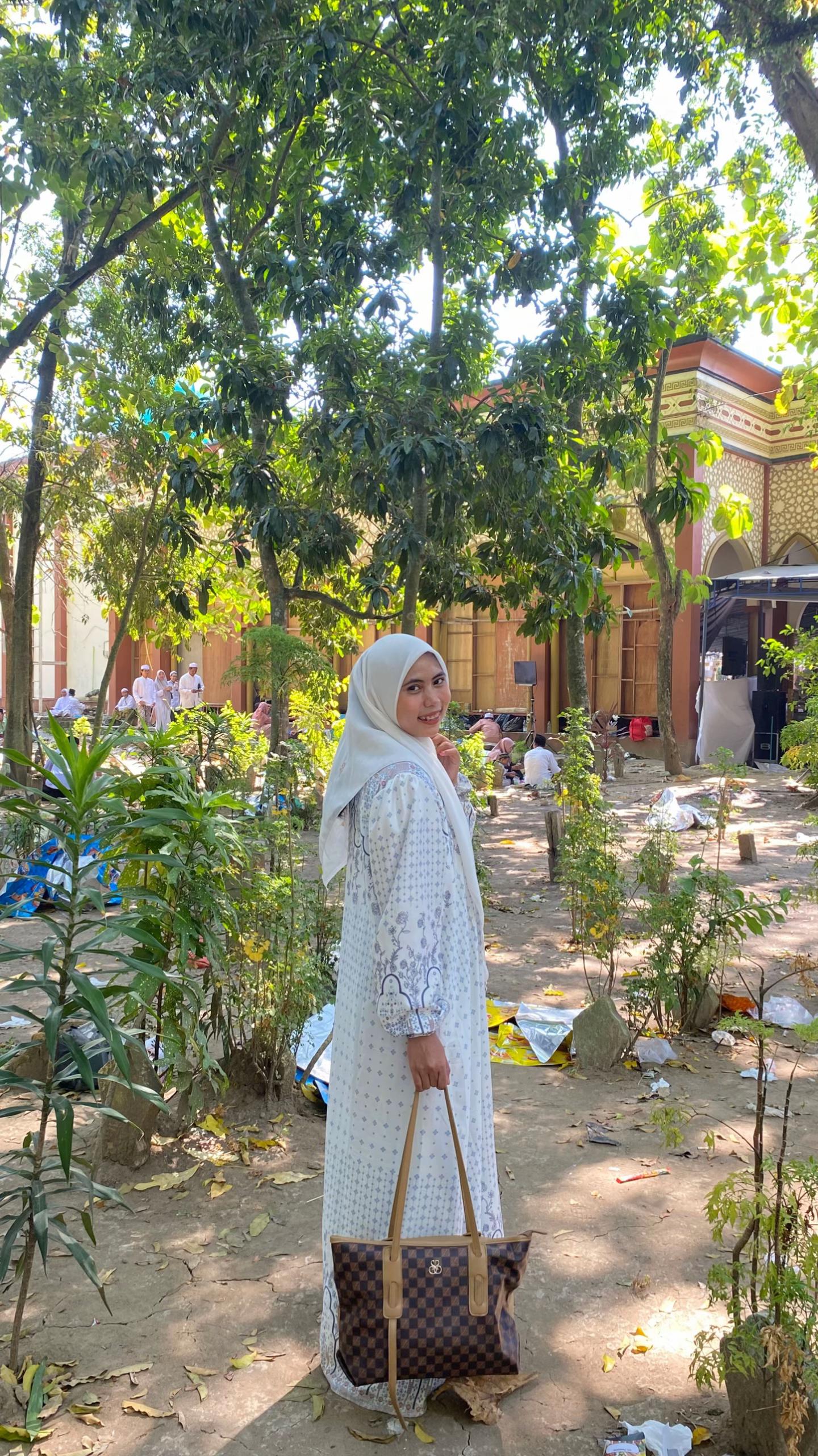 @Aenijuni