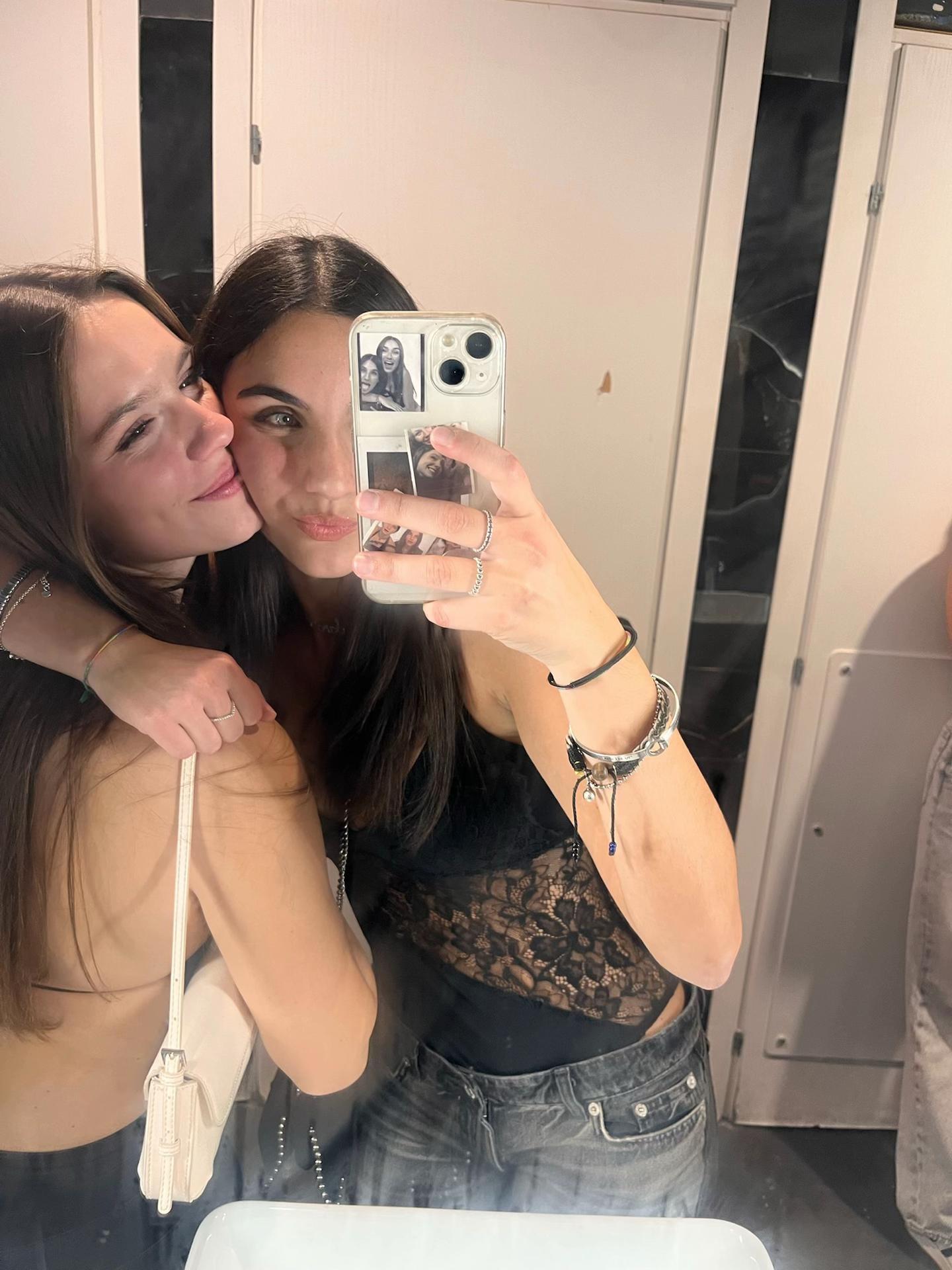 @saraaaa🌟🪩🍒🍸