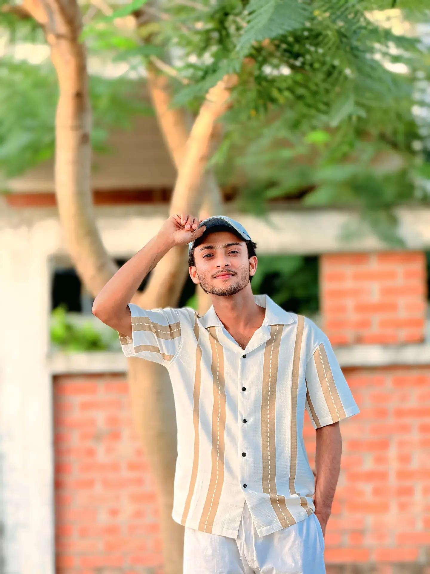 @Crazy Boy Akash,😎