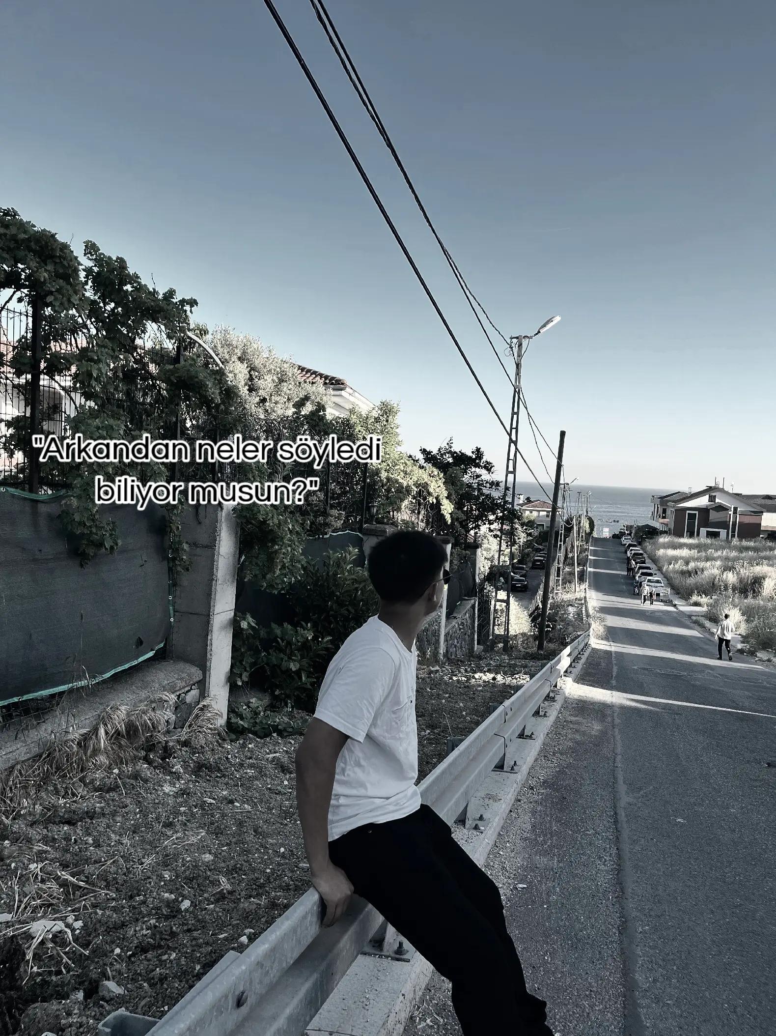 @「EFE」