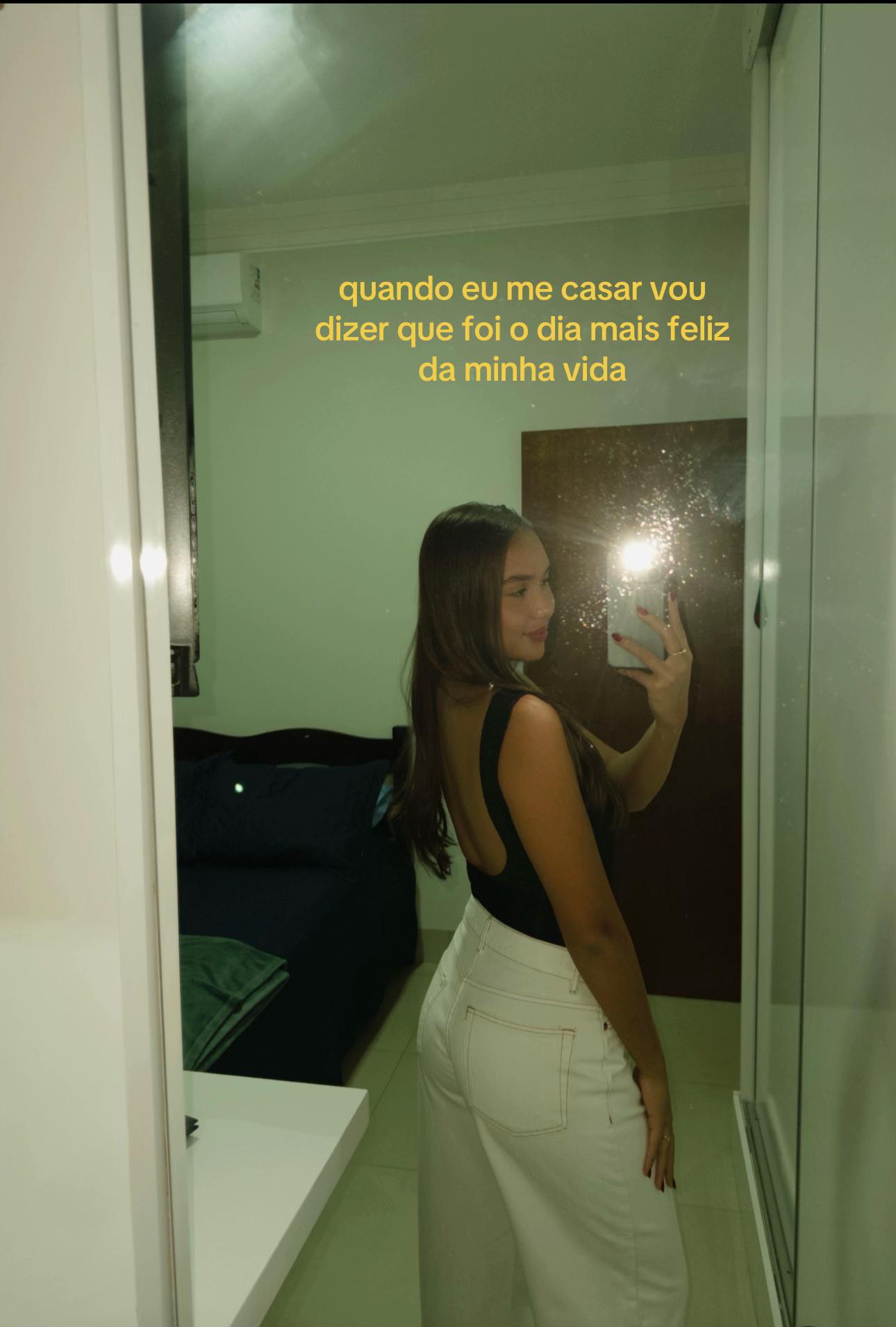 @:) 𝚑𝚊𝚢 🤍