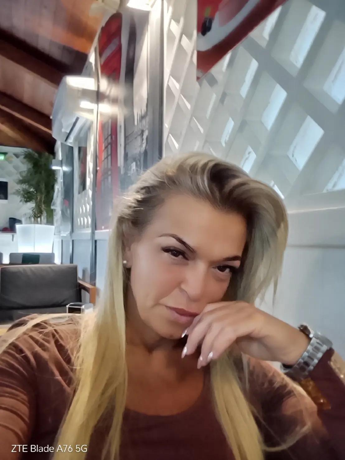 @Lisa Iovane