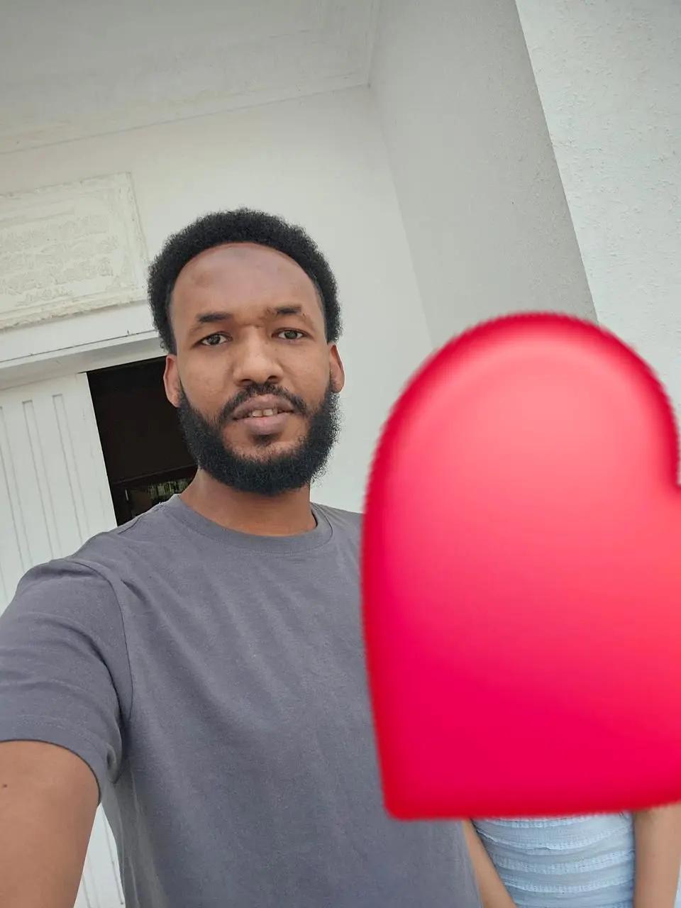 @Asli Cabdulh