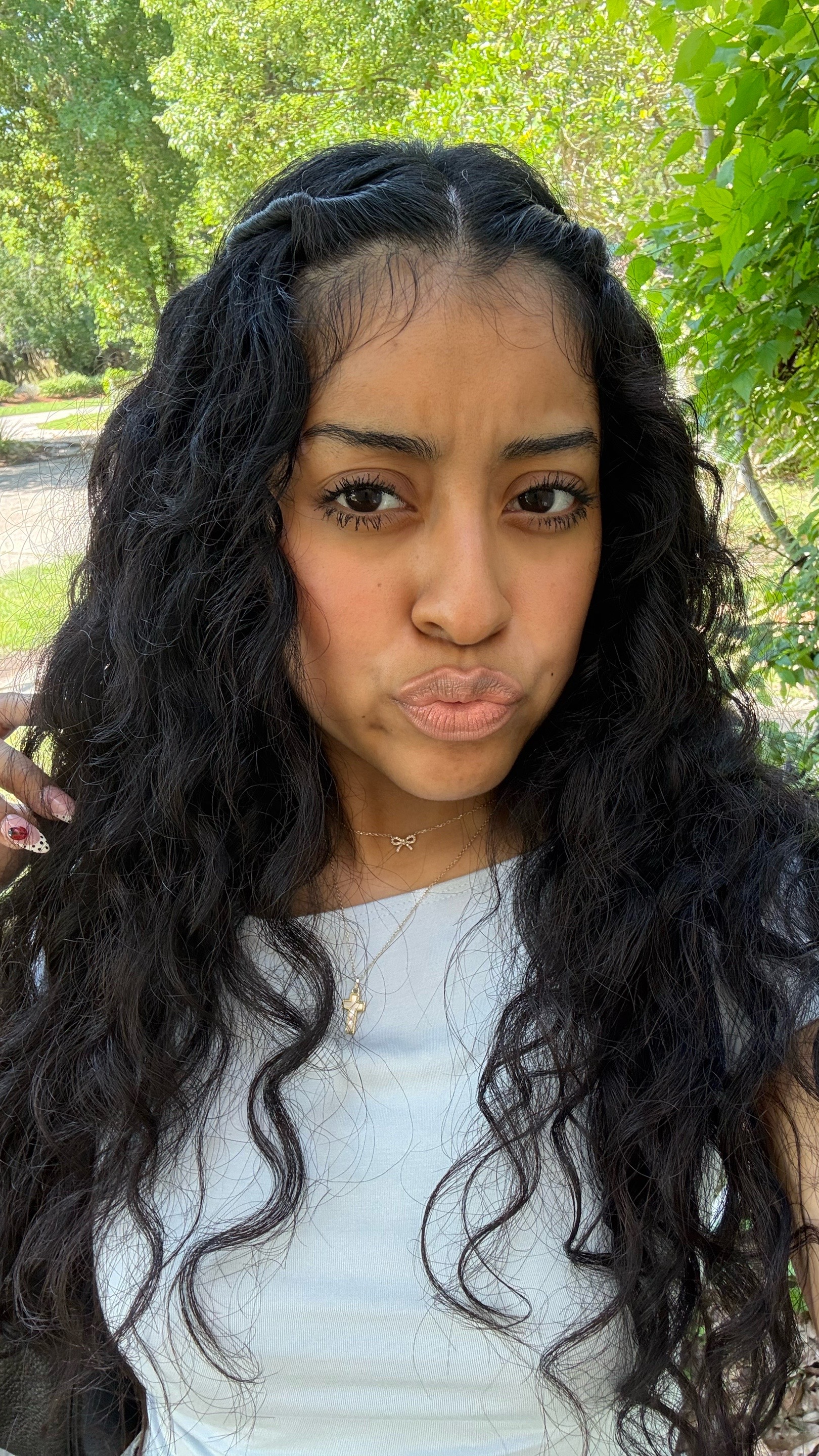 @yaneli