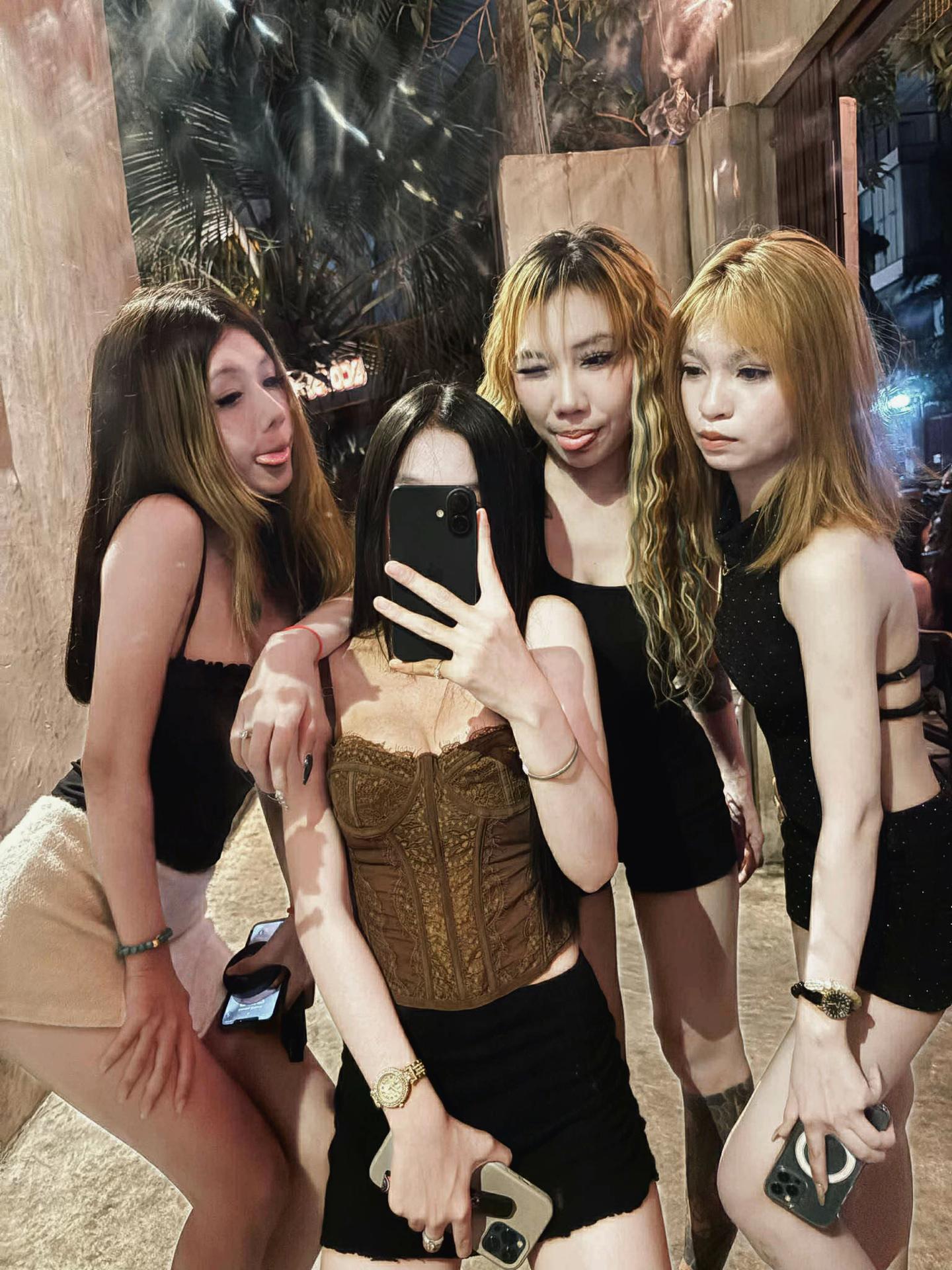 @GIRL TINTUY