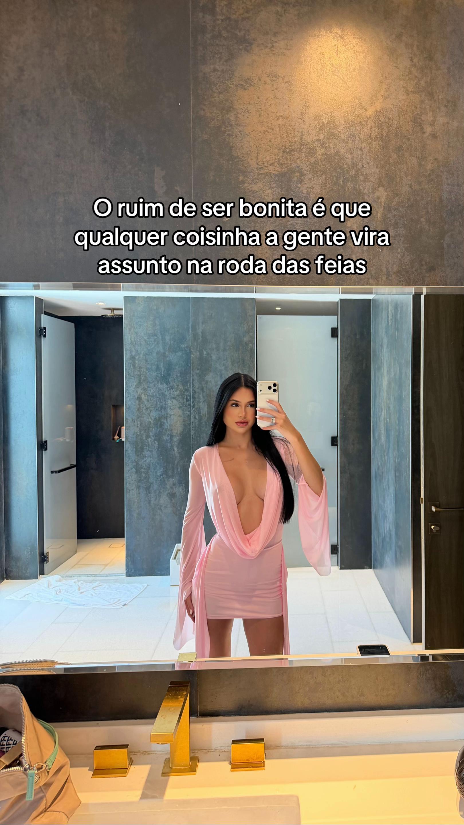 @Vit&oacute;ria Silvestre