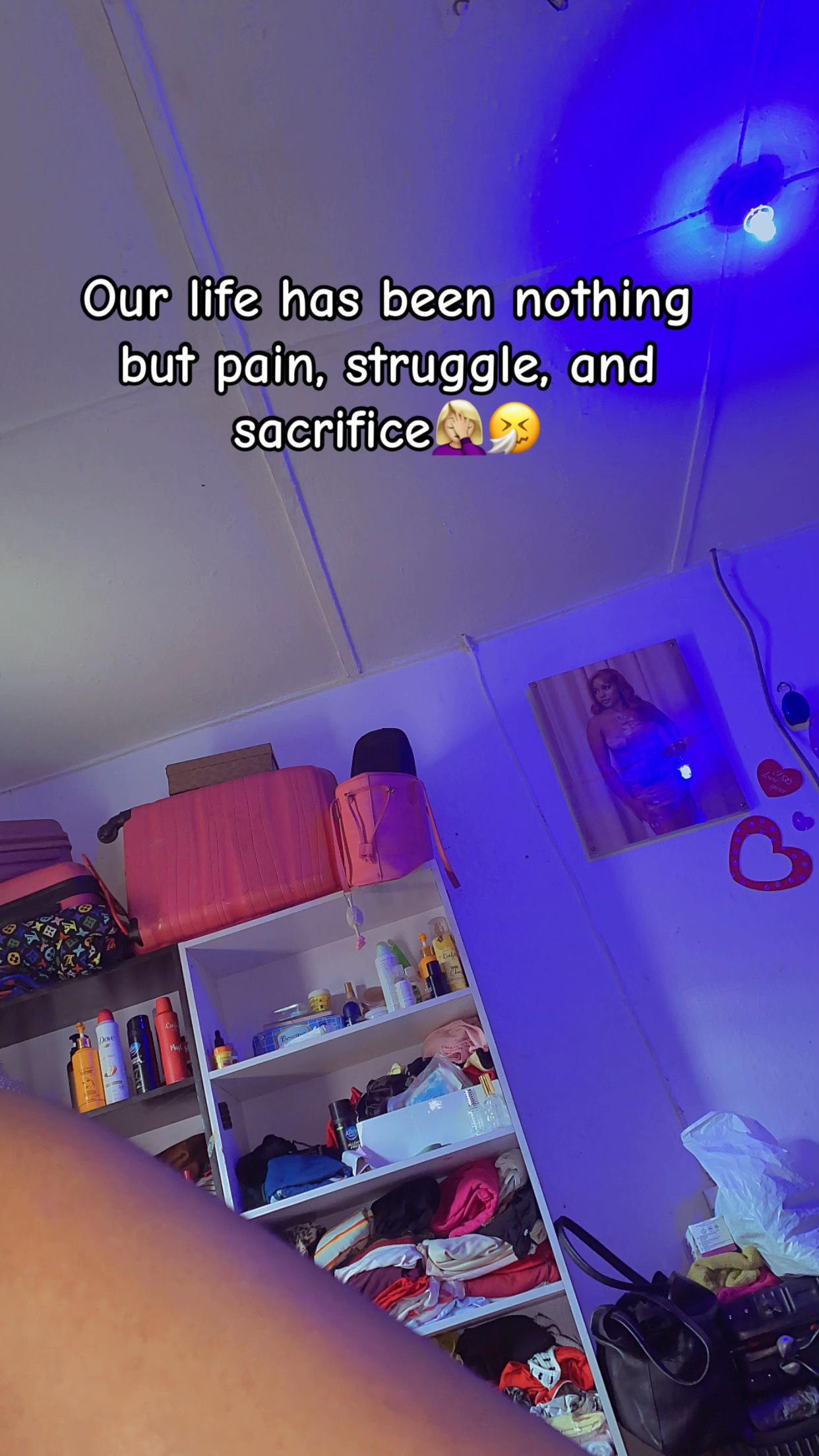 @That-girl-Nick๐ง๐