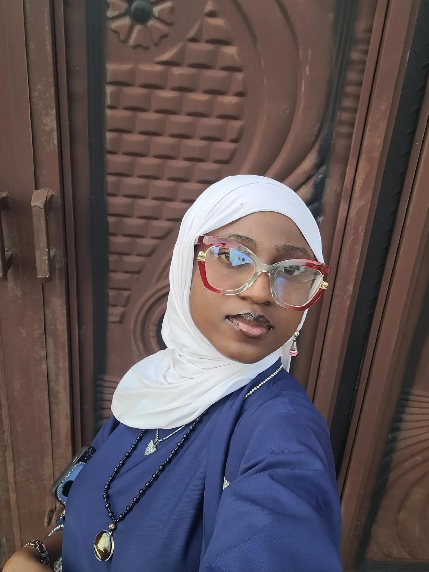 @🦋Zahra Nyass Cissey🦋