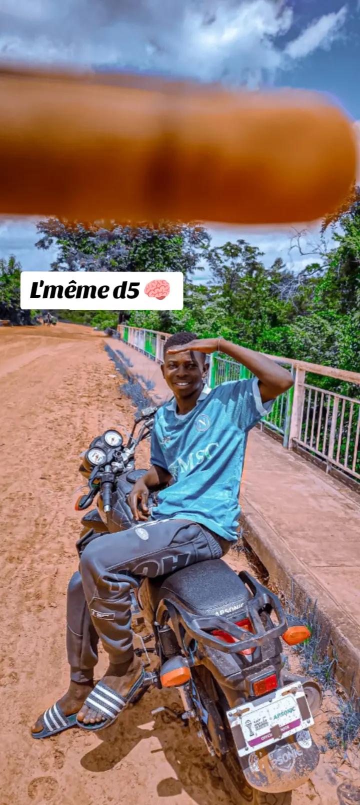 @L'même D_5๐ง ๐ฅท๐ซ