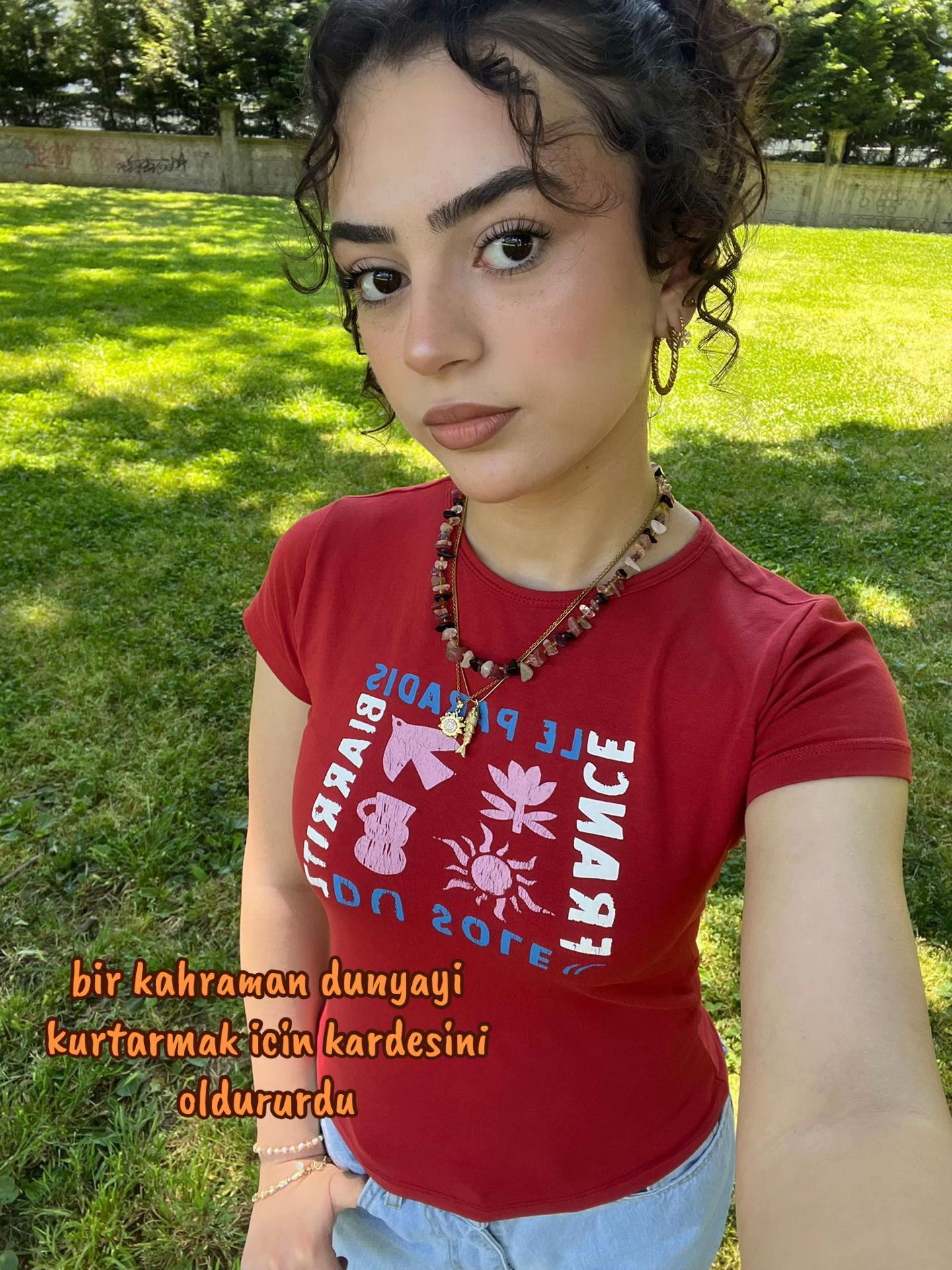 @B&uuml;şra꩜