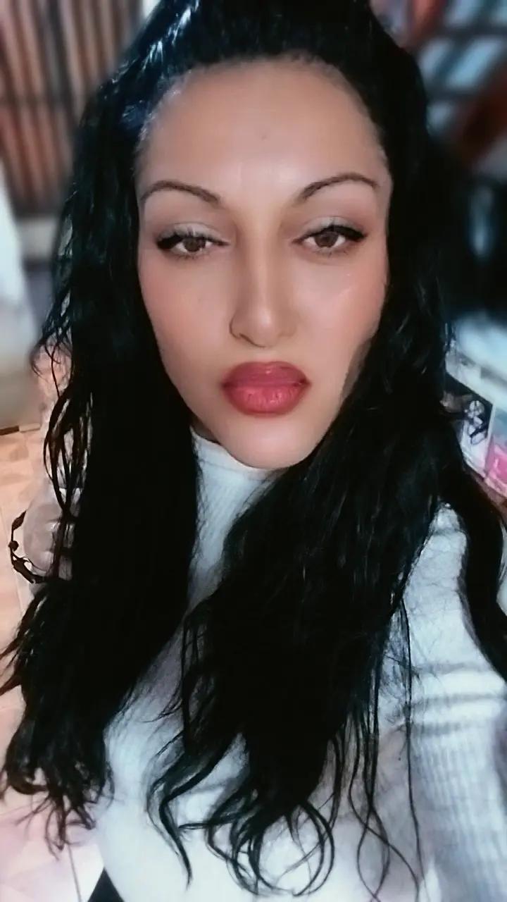 @morenita ✌️💋