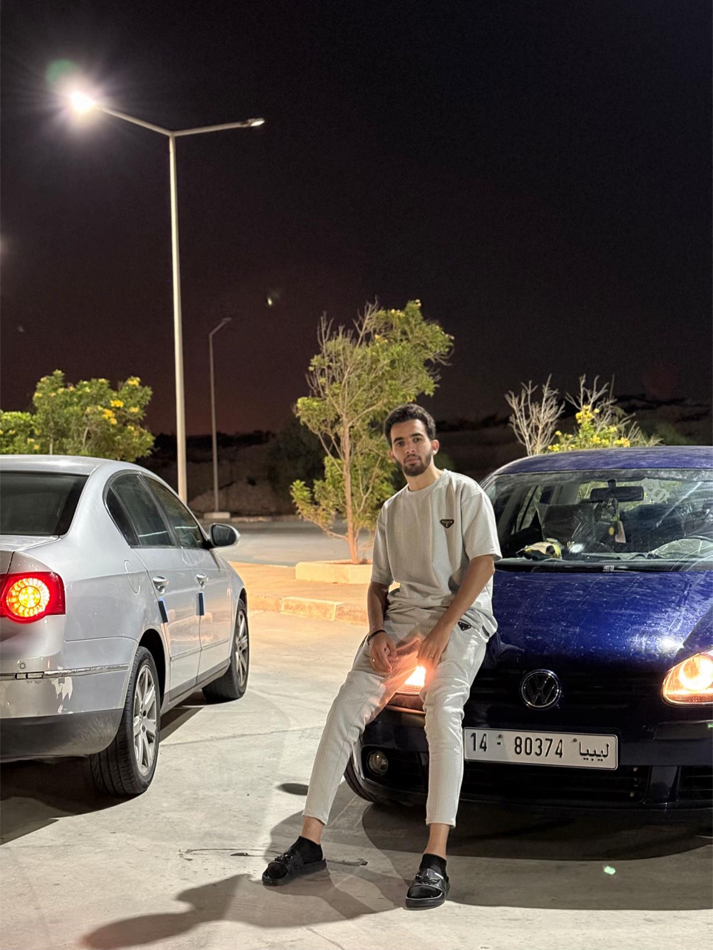 @رجب المتخطري🦅.