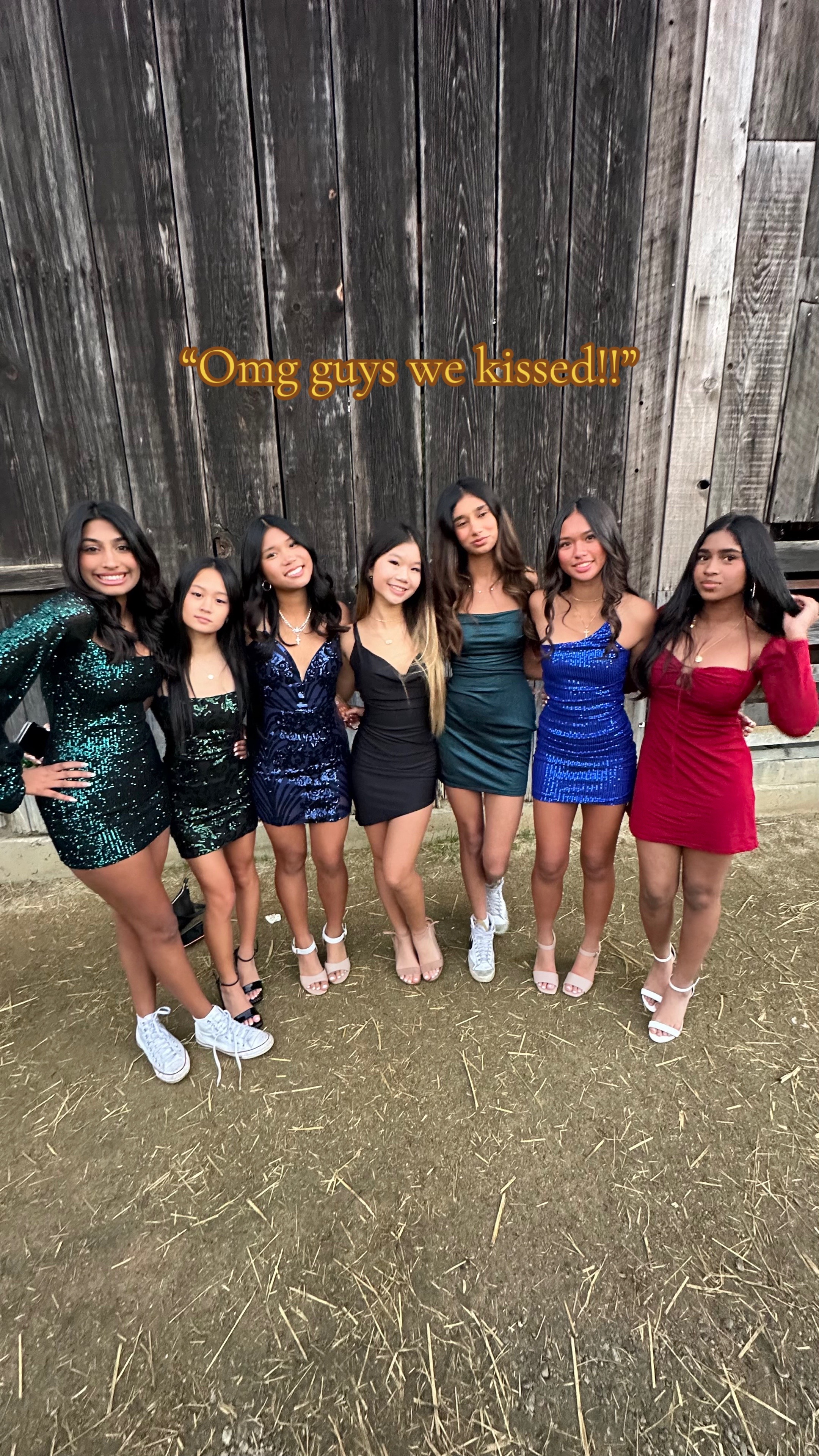 @ELLA CHAU