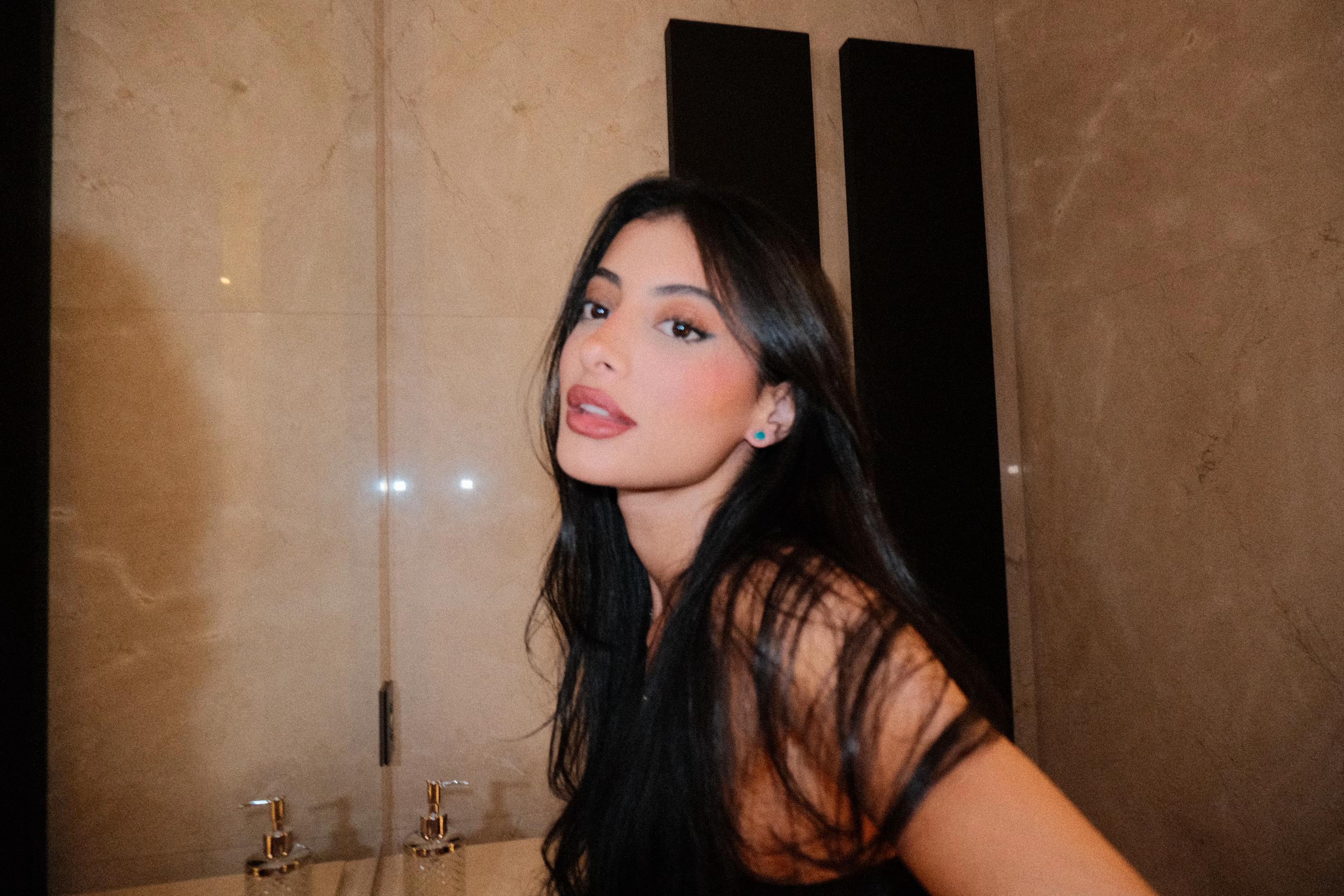 @THE REAL CHAMPAGNE MAMI