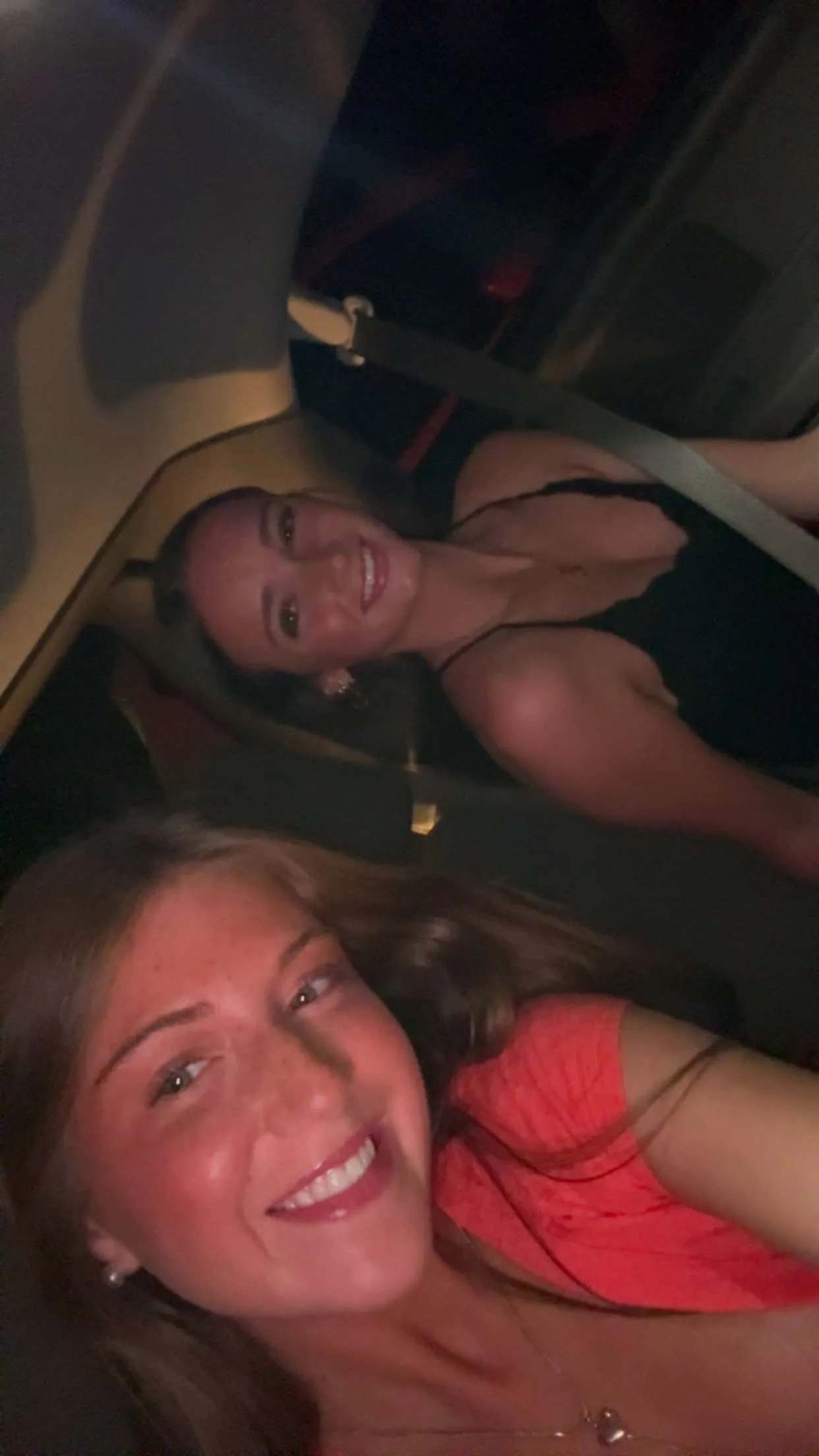 @viaslygirl85