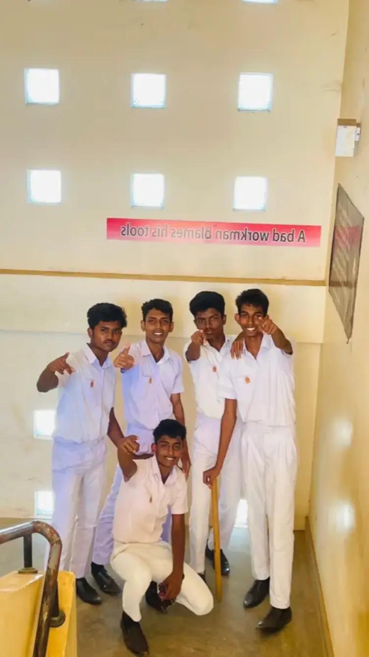 @MIHIRANGA😻🙌